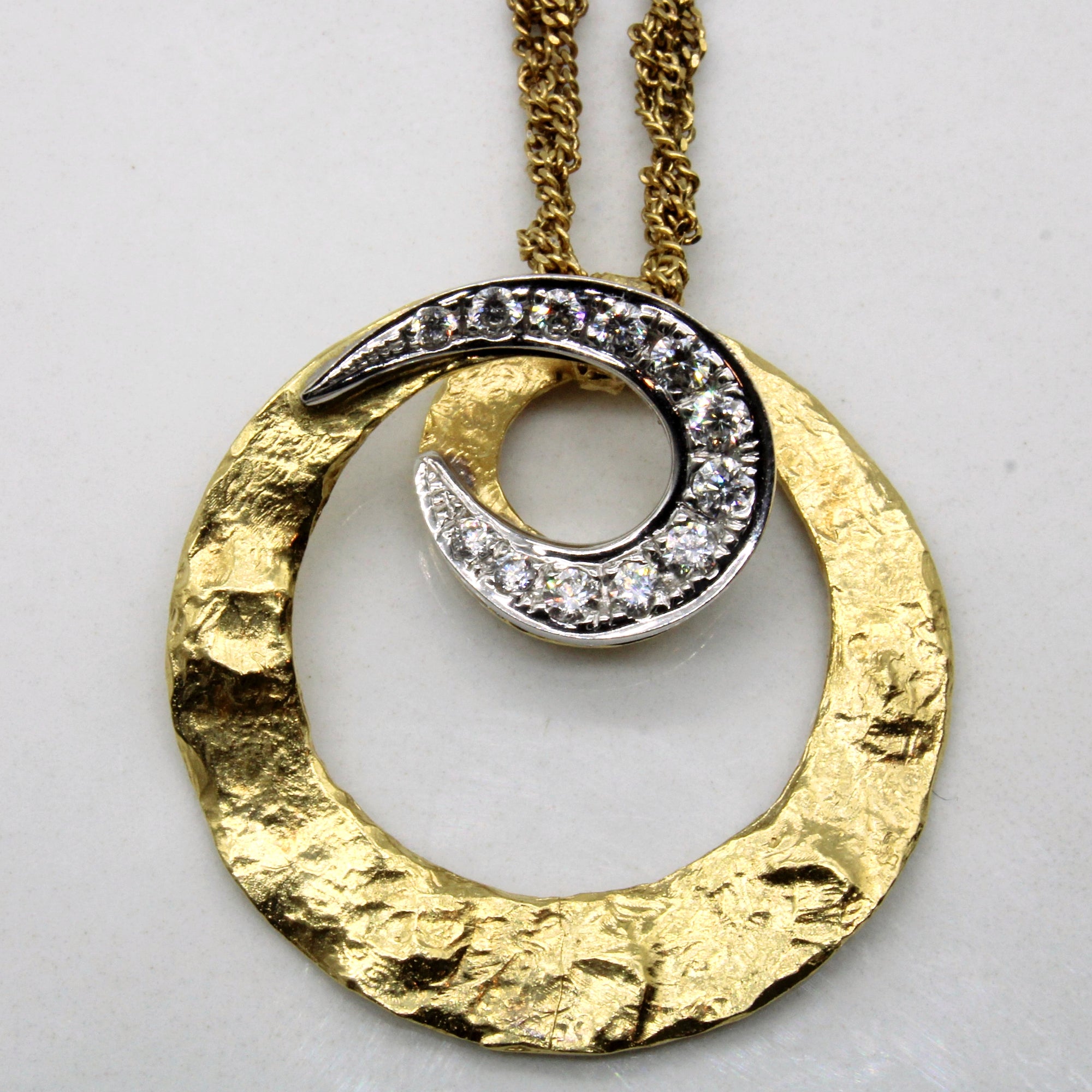 Diamond Swirl Pendant Necklace | 0.13ctw | 16