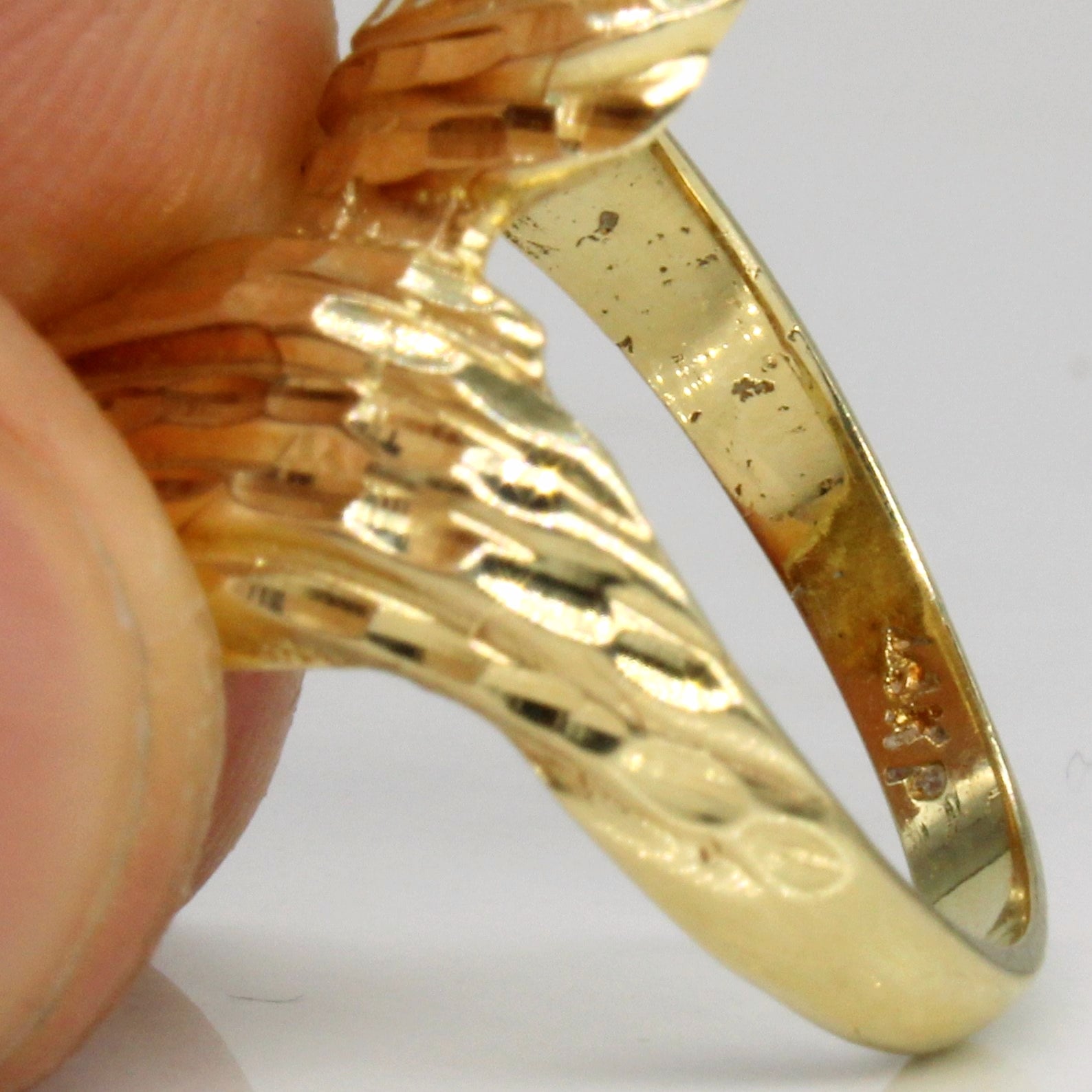 14k Yellow Gold Abstract Ring | SZ 6.75 |