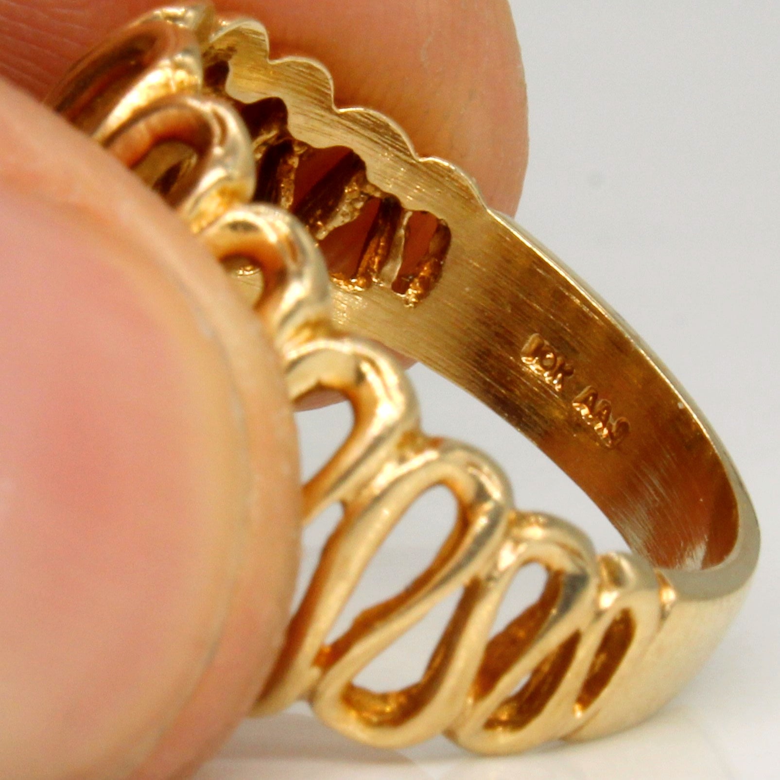 10k Yellow Gold Ring | SZ 6.75 |