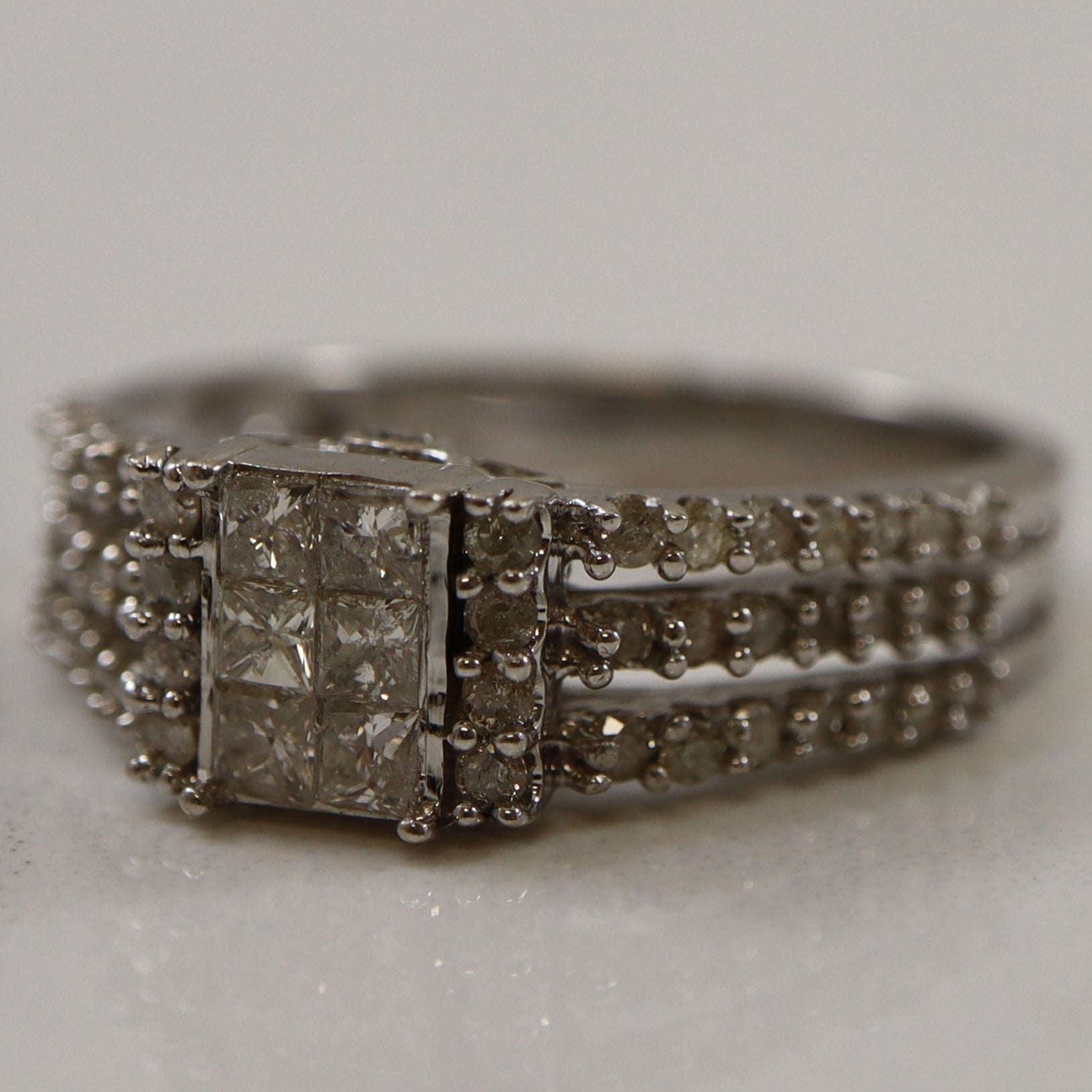 Cathedral Diamond Illusion Ring | 0.50ctw | SZ 5.75 |