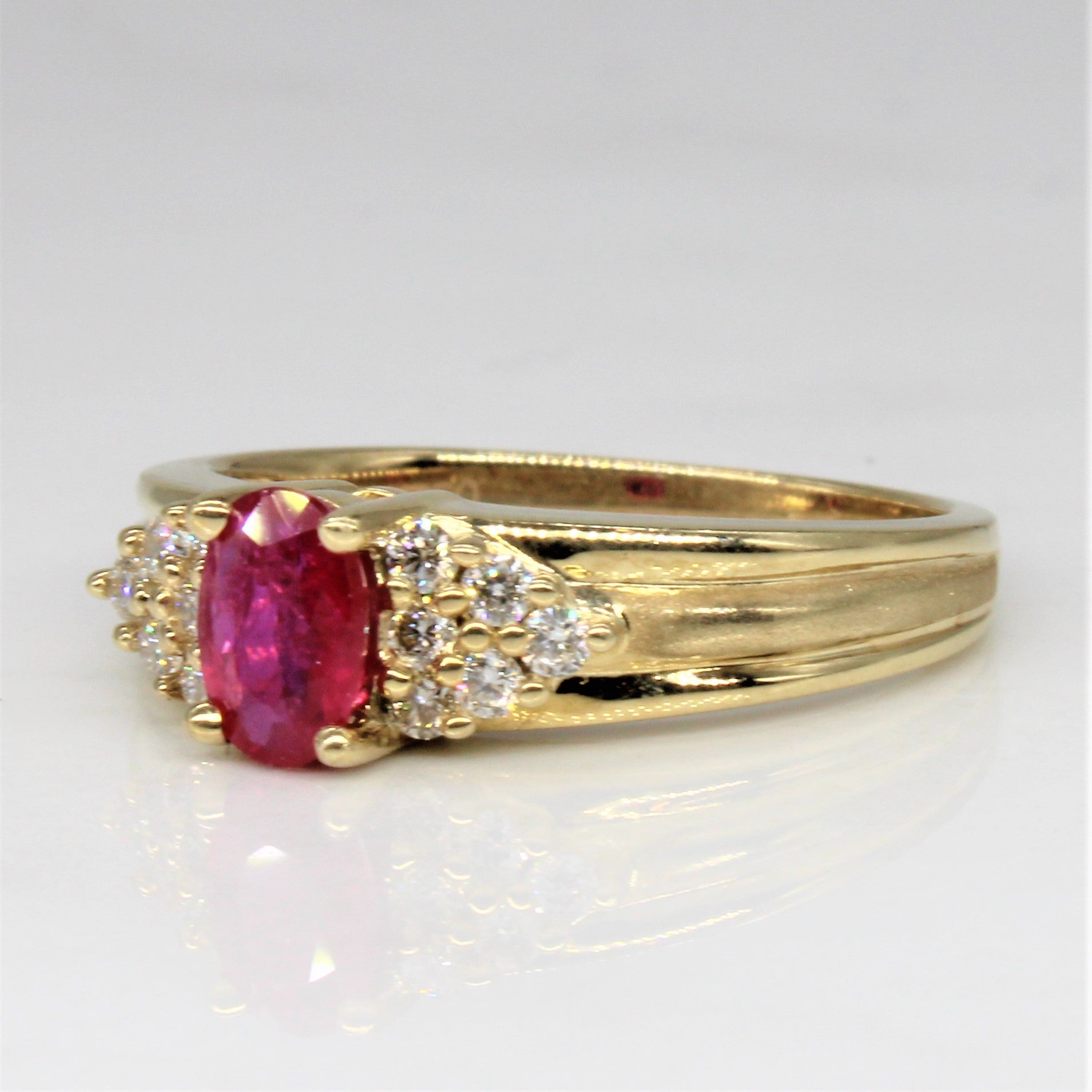 Ruby & Diamond Cluster Accent Ring | 0.40ct, 0.18ctw | SZ 6.5 |