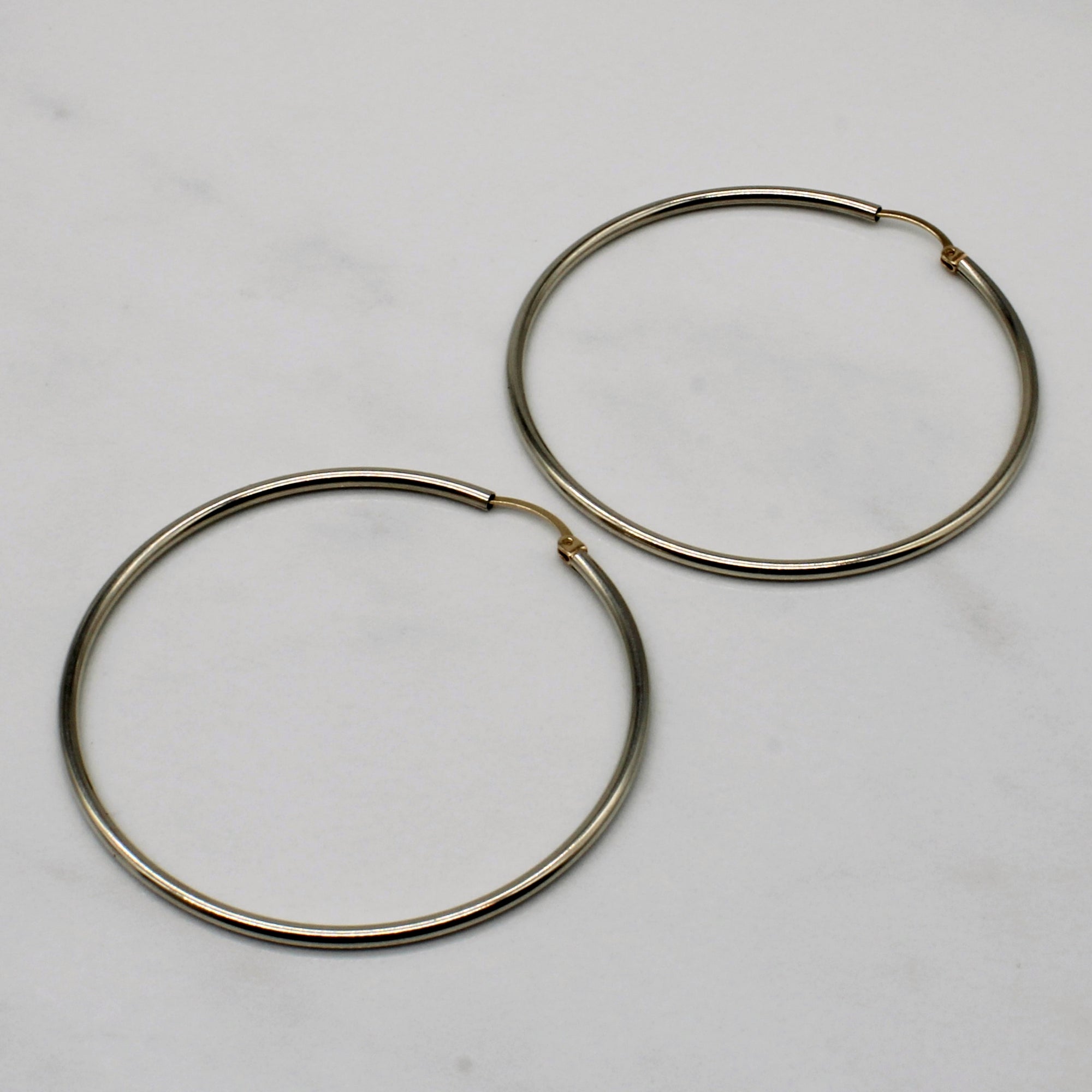 10k White Gold Hoop Earrings
