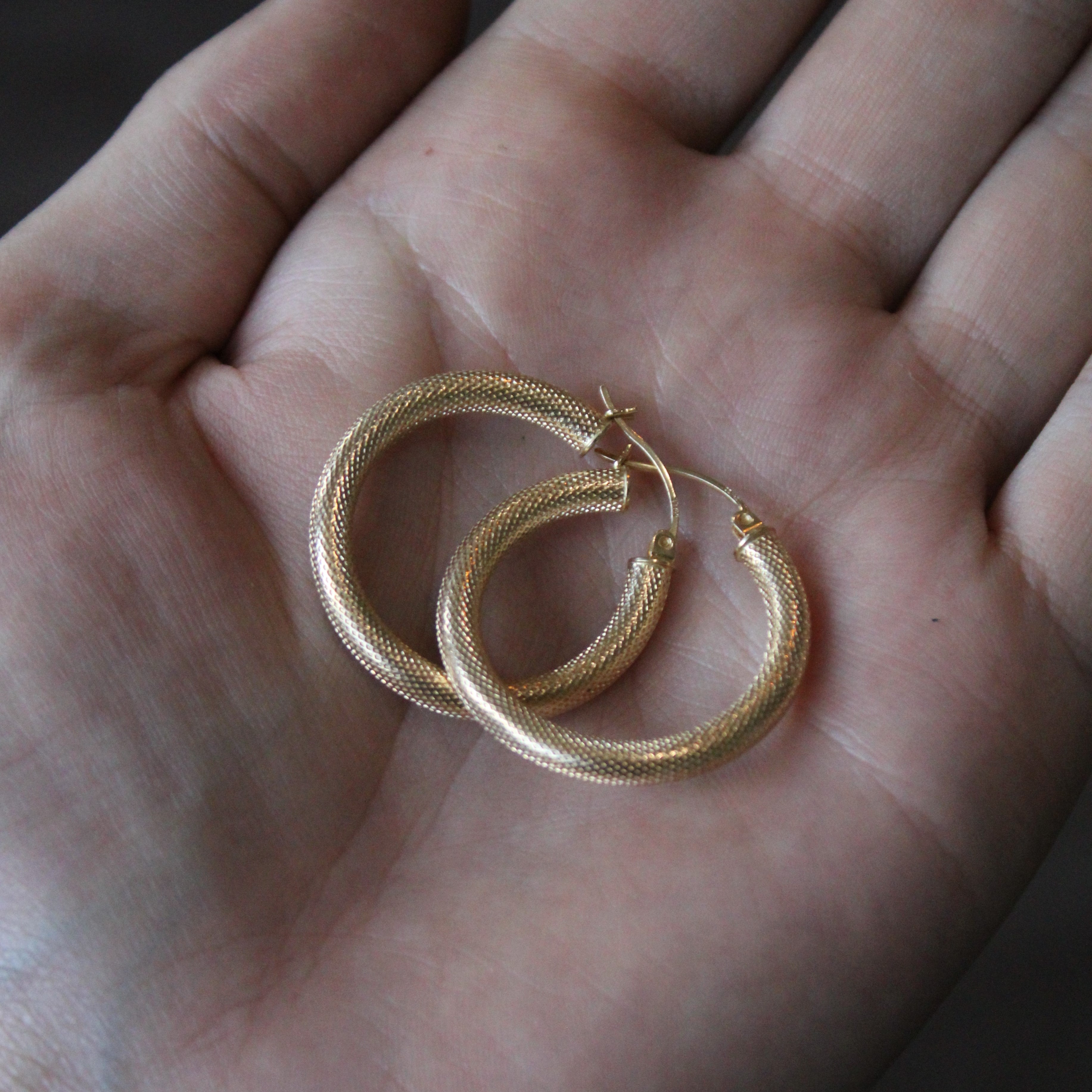 Yellow Gold Mesh Style Hoop Earrings |