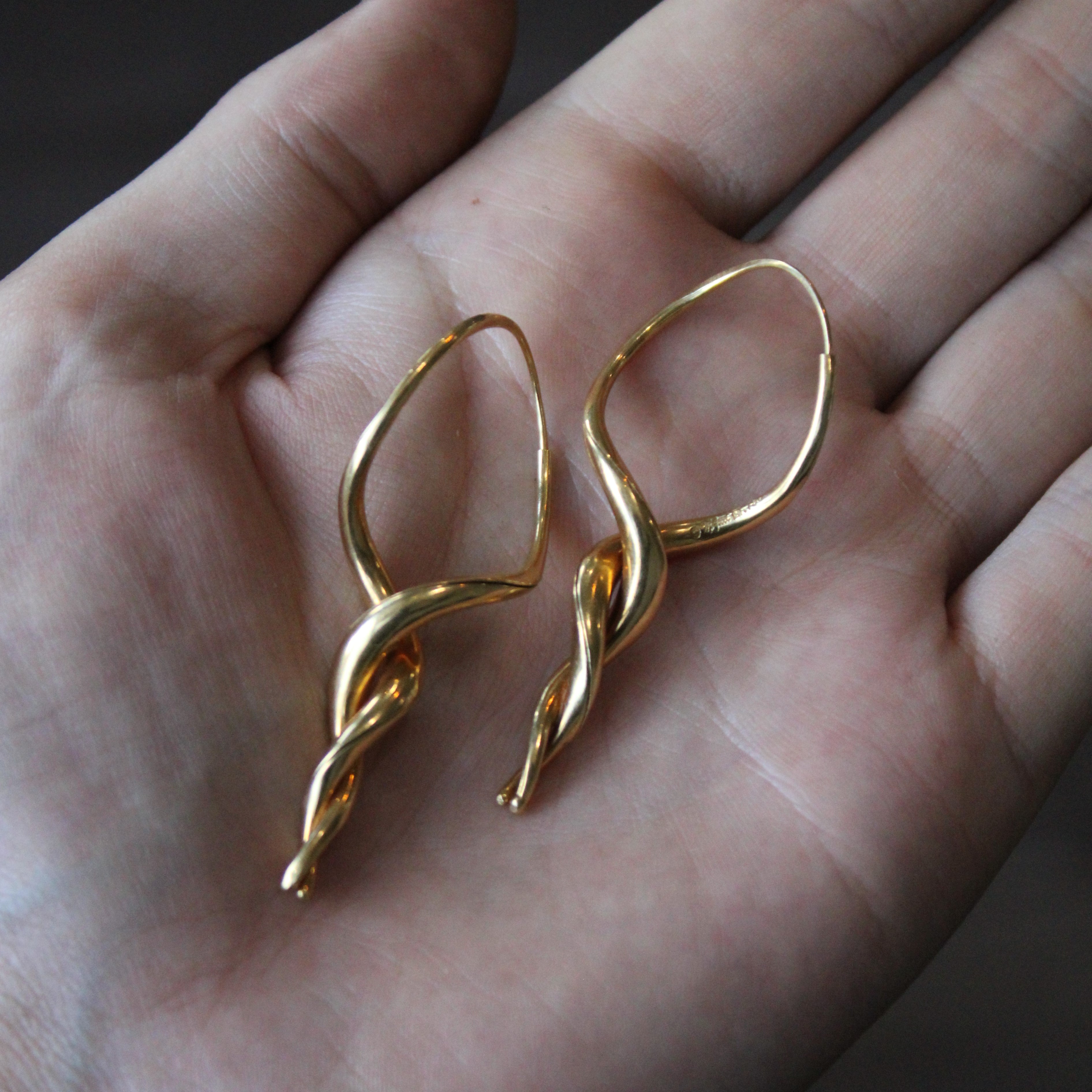 Yellow Gold Twist Drop Earrings |