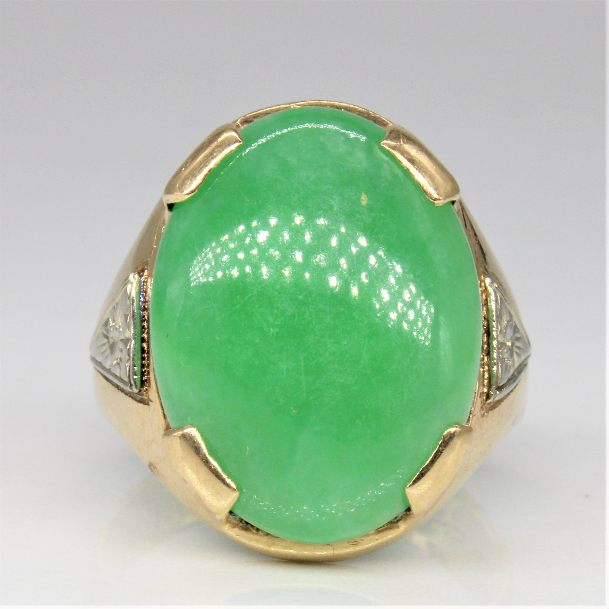 Jadeite Cocktail Ring | 18.50ct | SZ 10 |