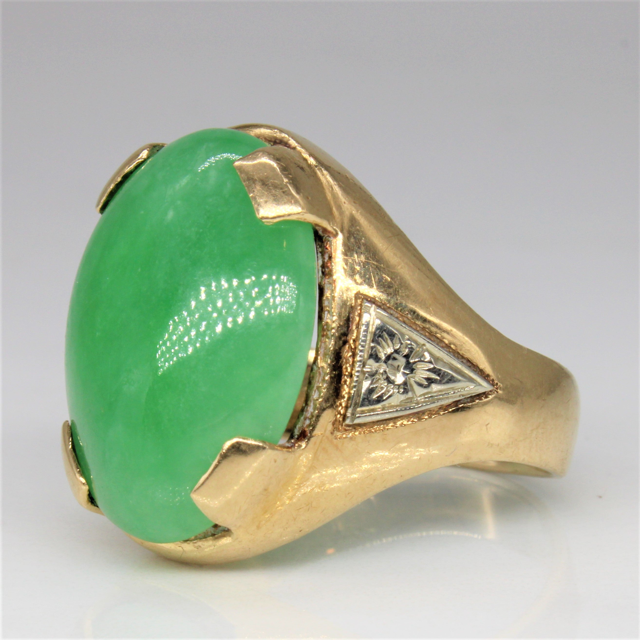 Jadeite Cocktail Ring | 18.50ct | SZ 10 |