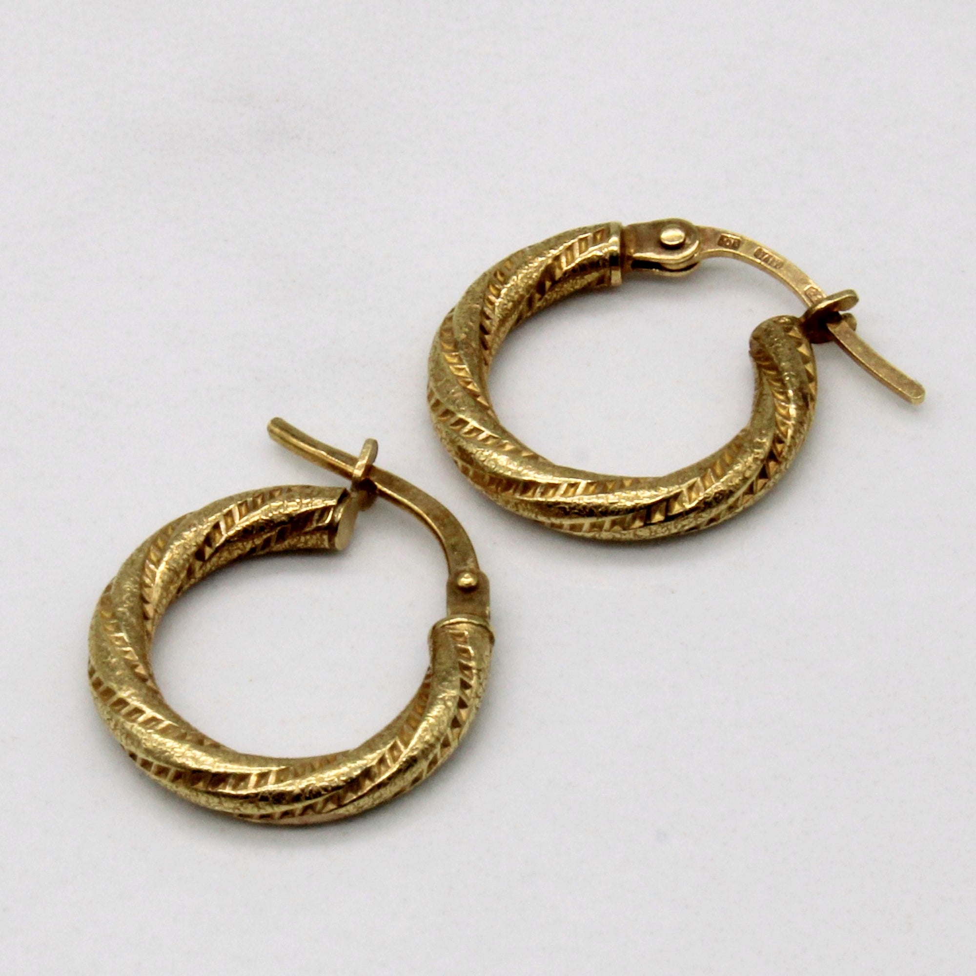 10k Yellow Gold Twisted Hoop Earrings