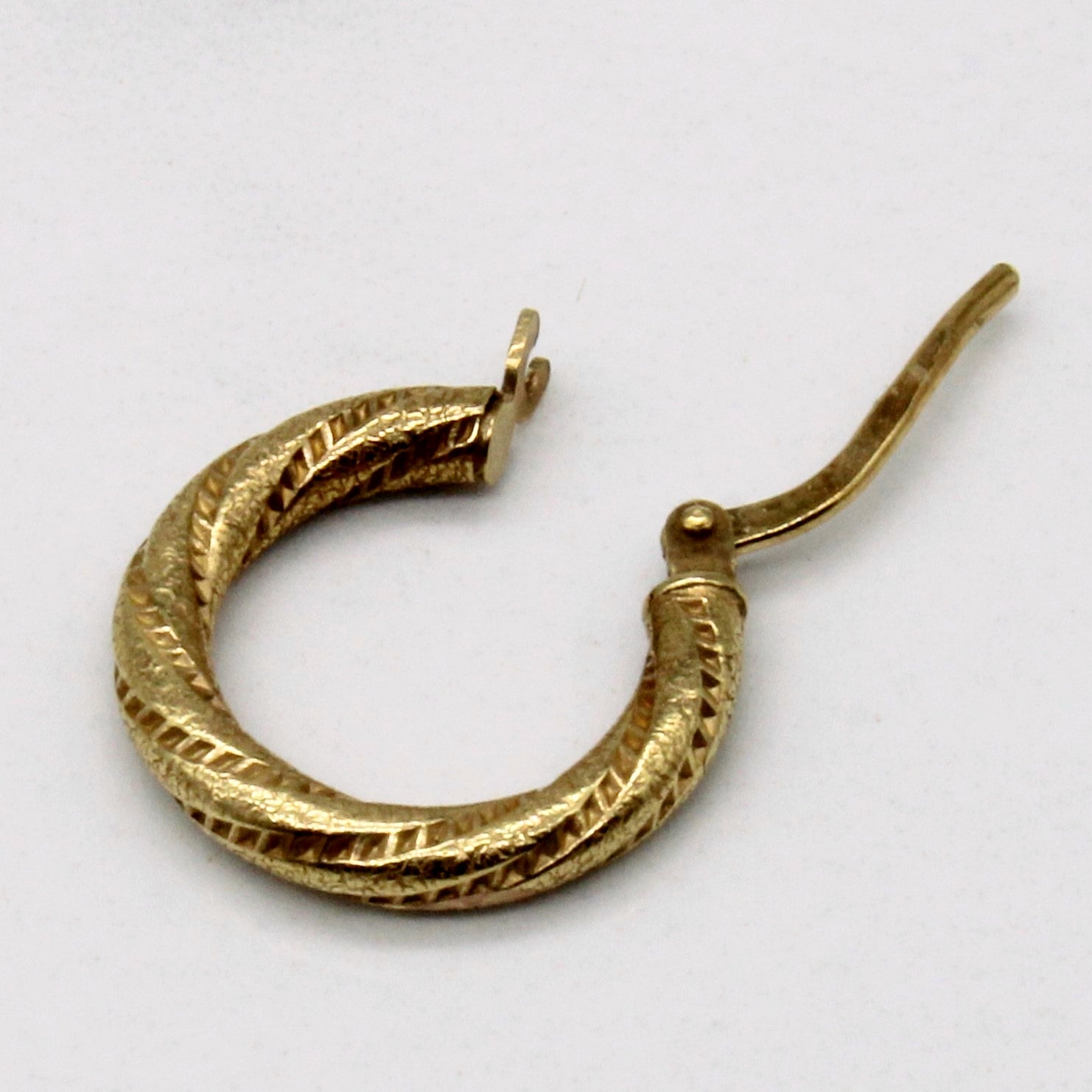 10k Yellow Gold Twisted Hoop Earrings