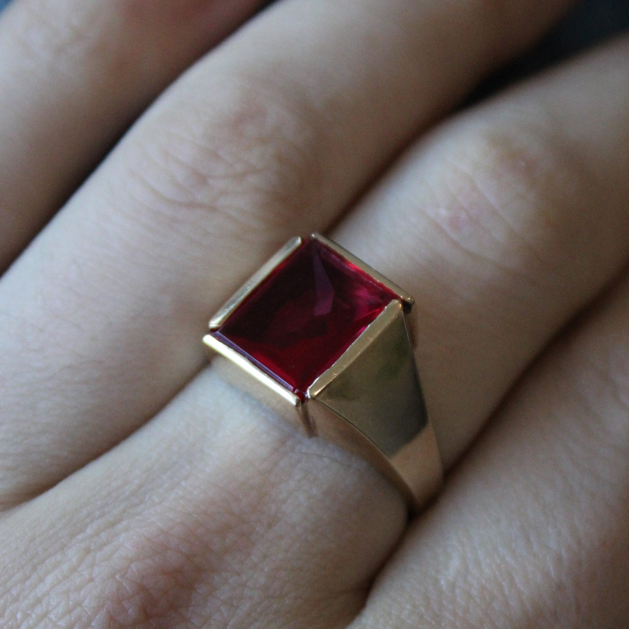 Synthetic Ruby Cocktail Ring | 3.80ct | SZ 9.5 |