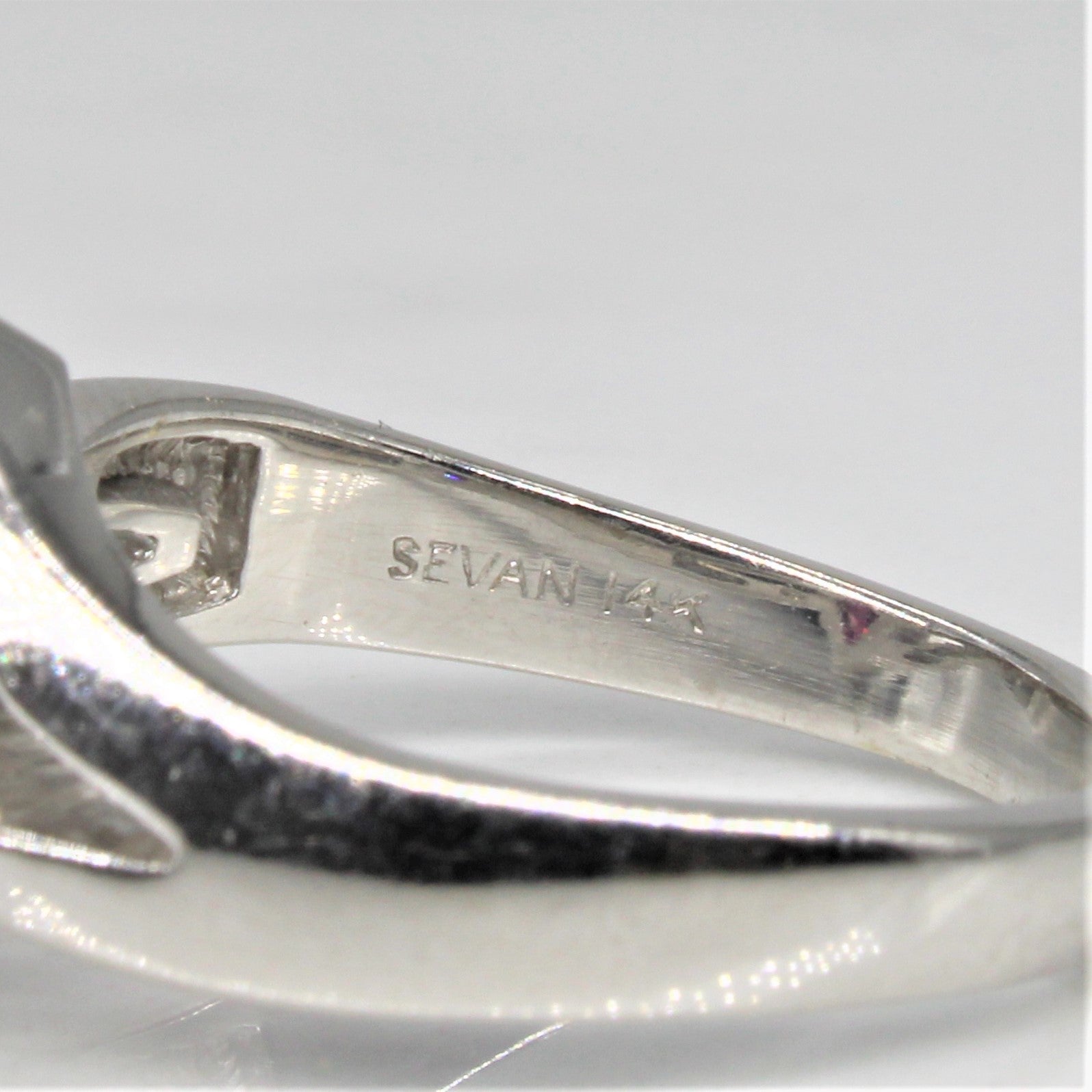 Marquise Garnet & Diamond Ring | 1.85ct, 0.08ctw | SZ 8.25 |