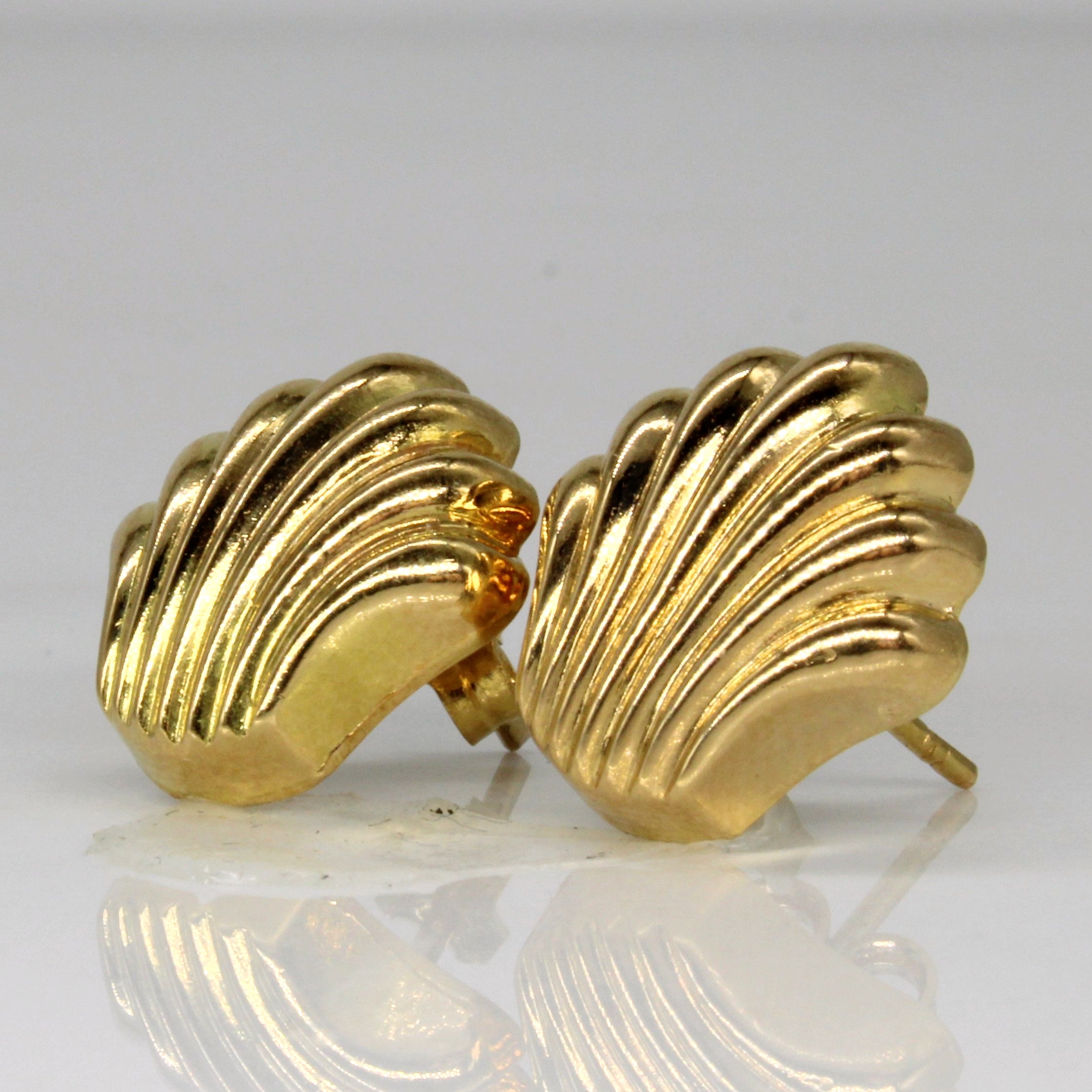 18k Yellow Gold Shell Earrings