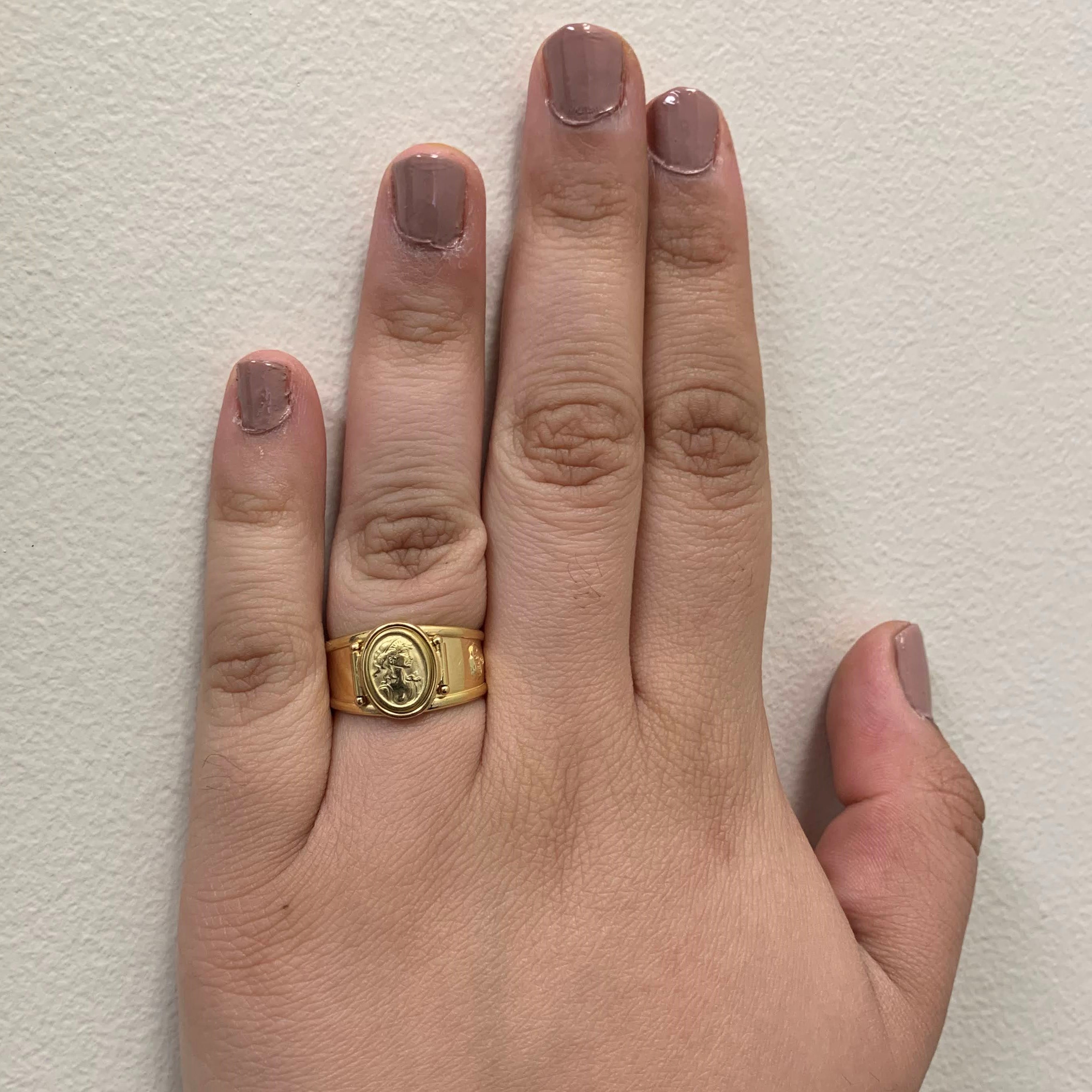 Yellow Gold Adjustable Cameo Ring | SZ 7.5 |