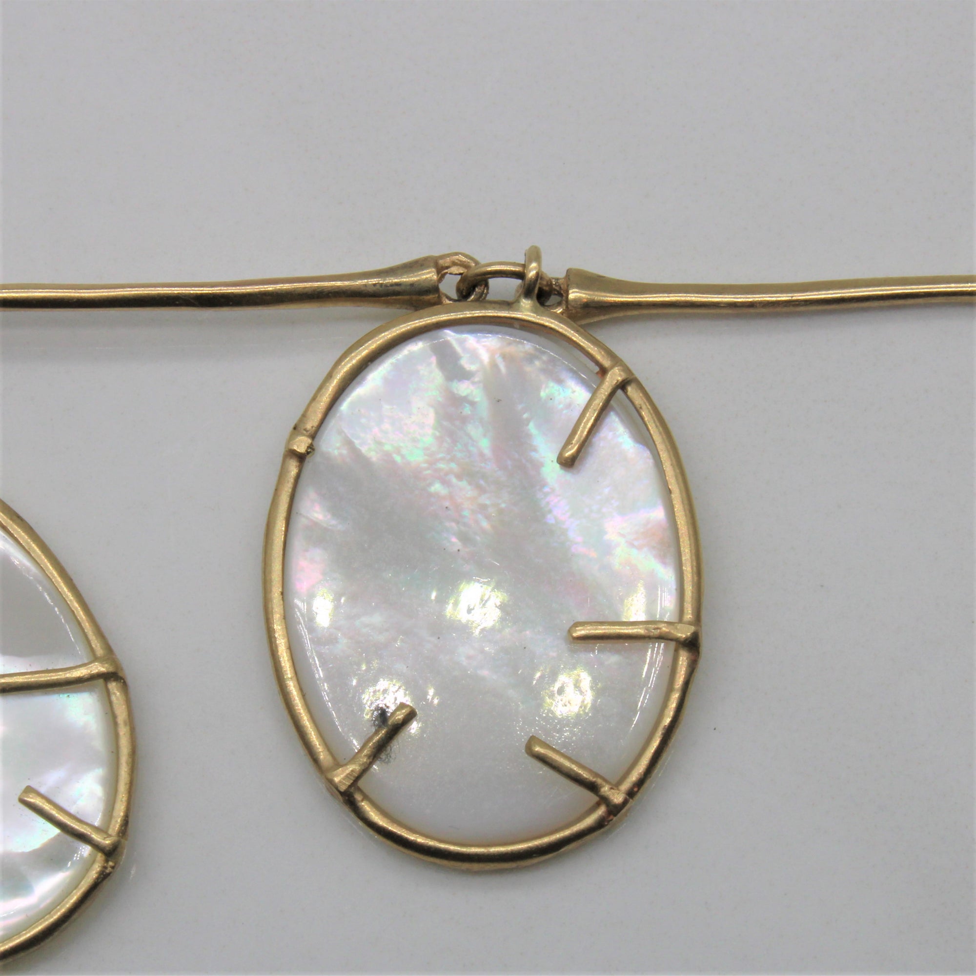 Mother Of Pearl Disk Necklace | 17