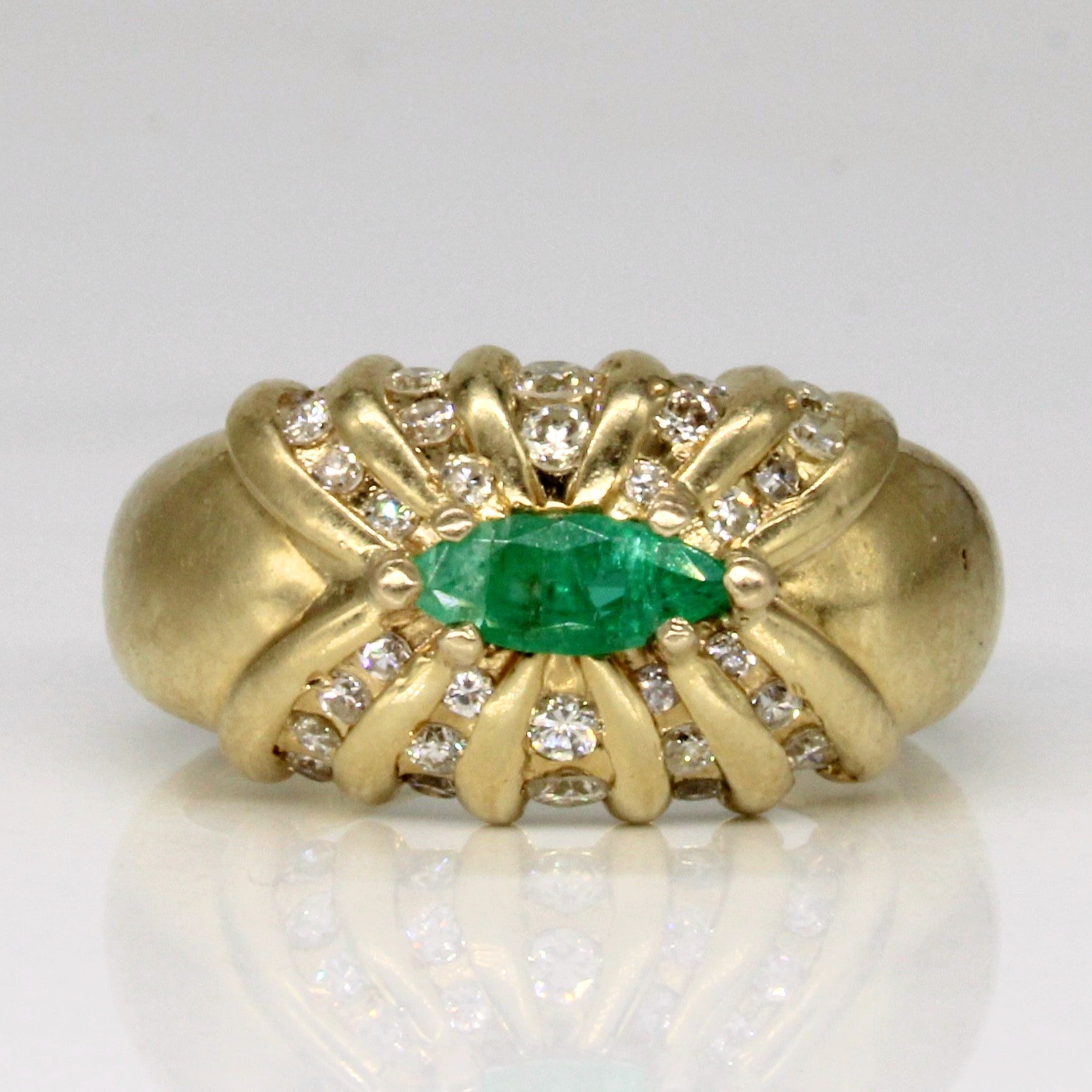 Diamond & Emerald Ring | 0.22ctw, 0.12ct | SZ 4.5 |