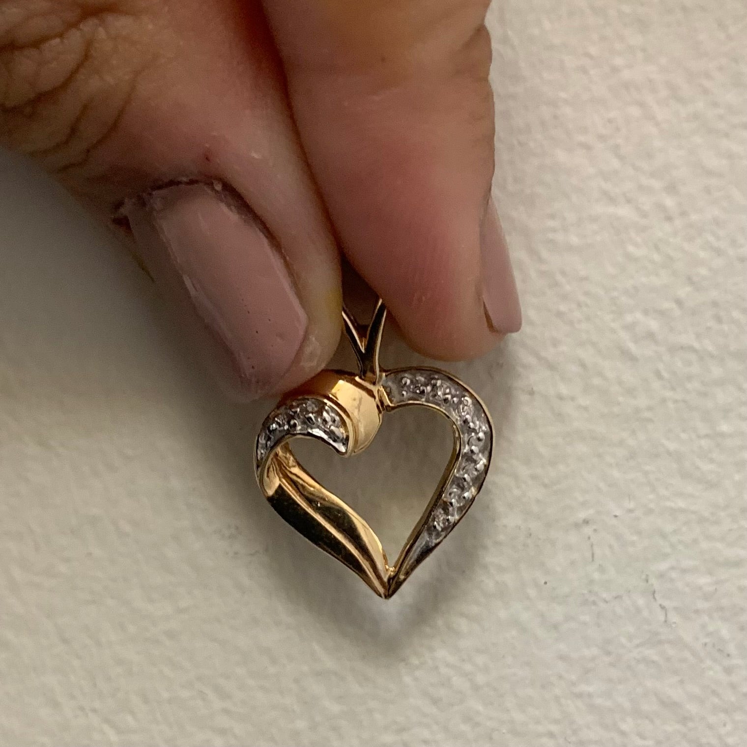 Diamond Twist Heart Pendant | 0.03ctw |