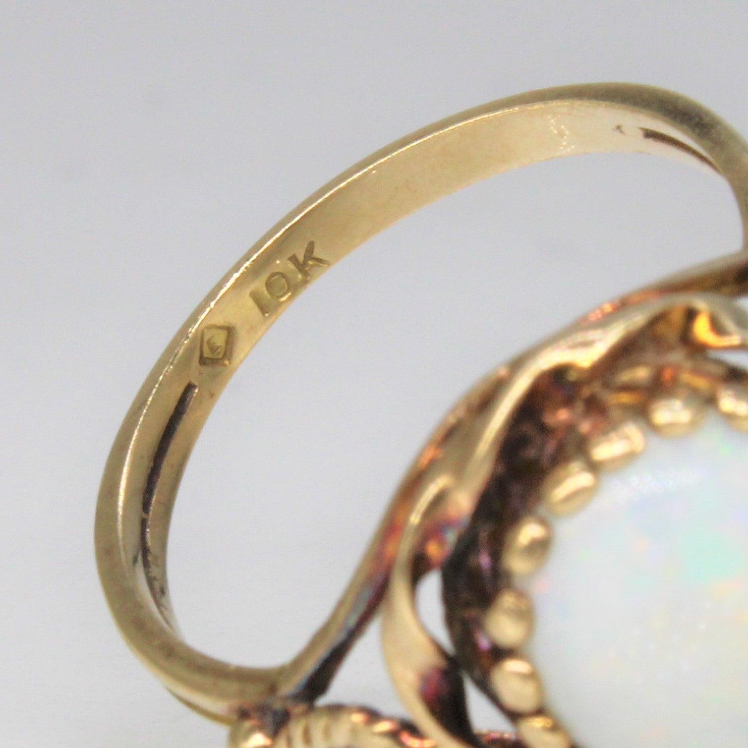 Gold Halo Opal Cocktail Ring | 1.25ct | SZ 6 |