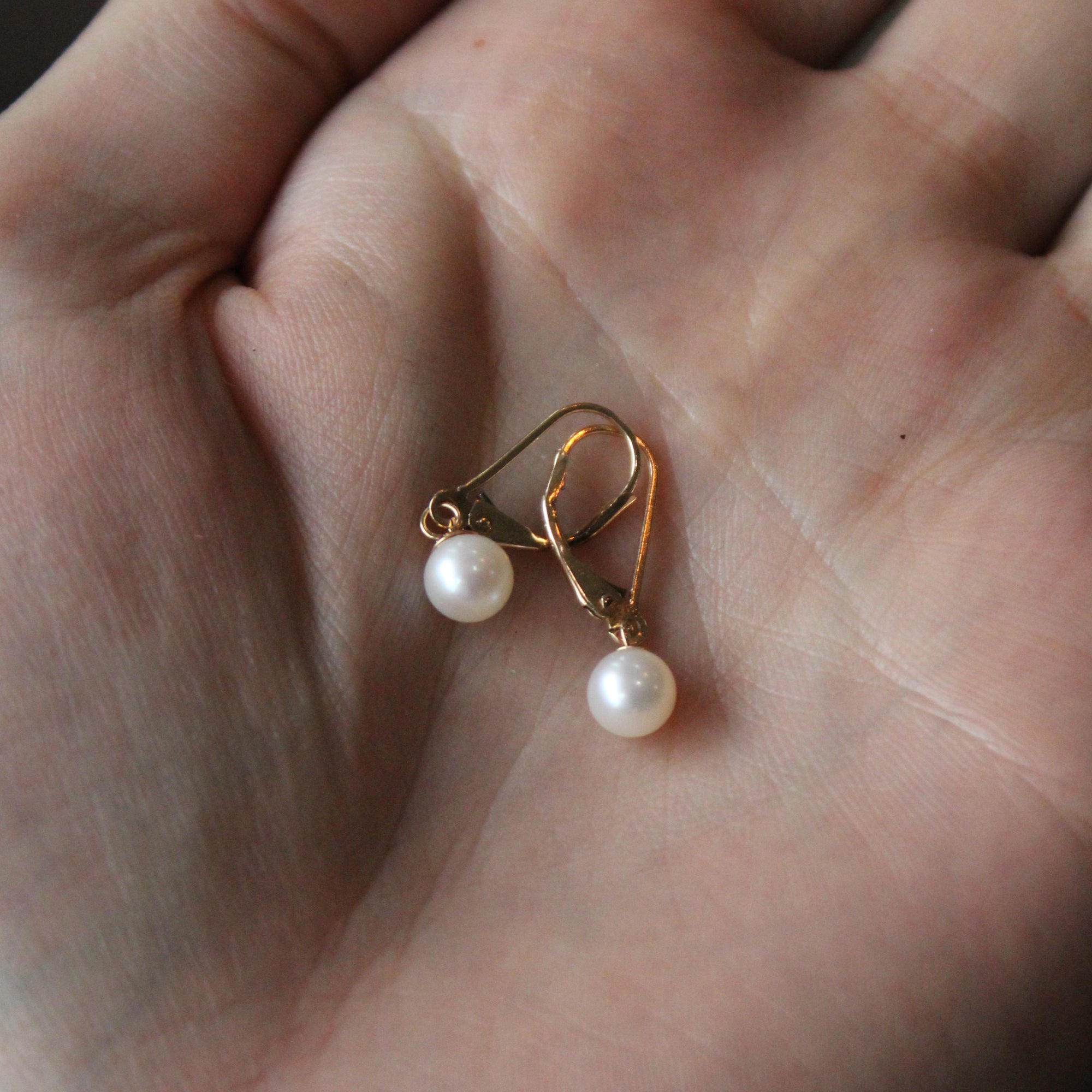 Pearl Drop Earrings |