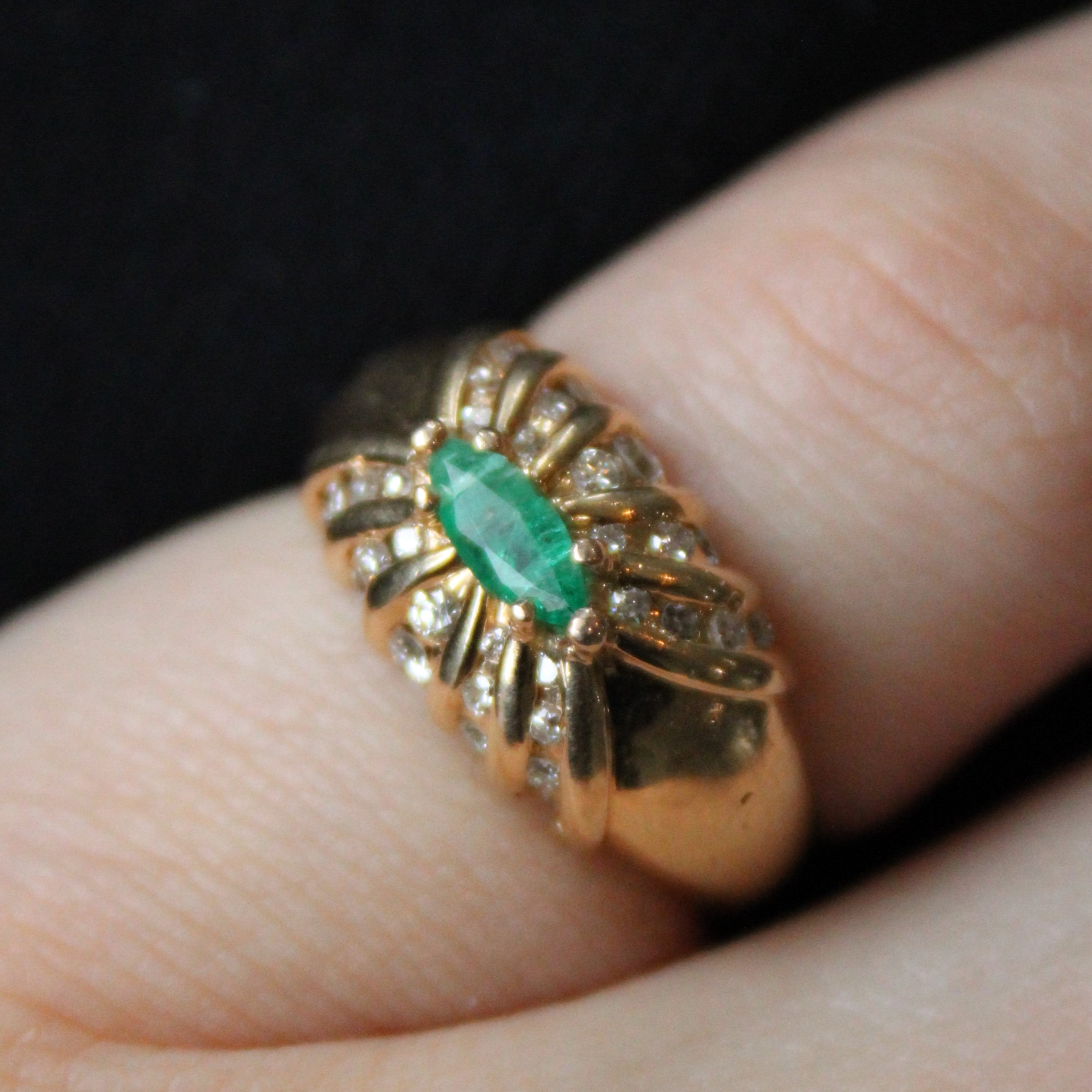 Diamond & Emerald Ring | 0.22ctw, 0.12ct | SZ 4.5 |