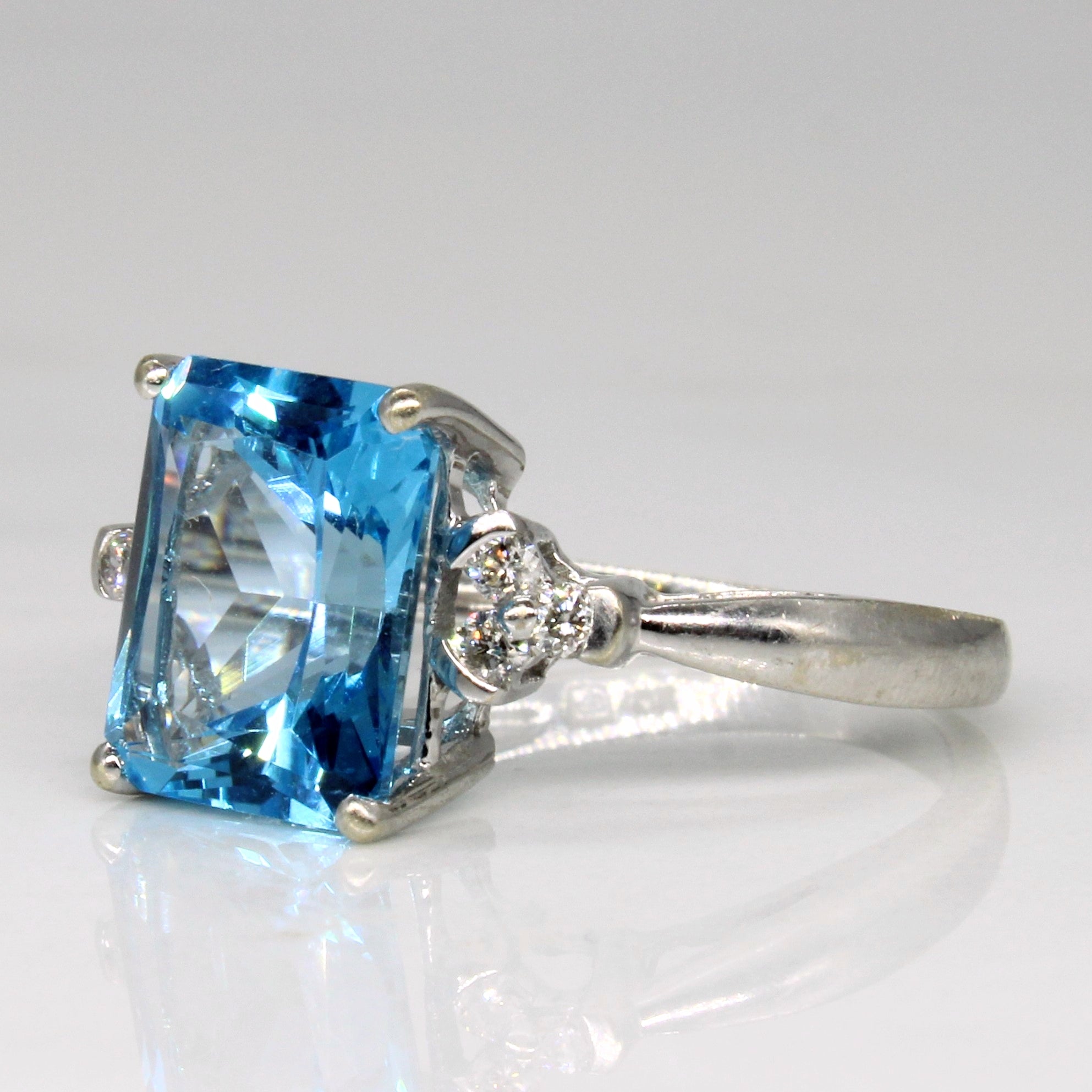 Blue Topaz & Diamond Ring | 3.60ct, 0.09ctw | SZ 6 |