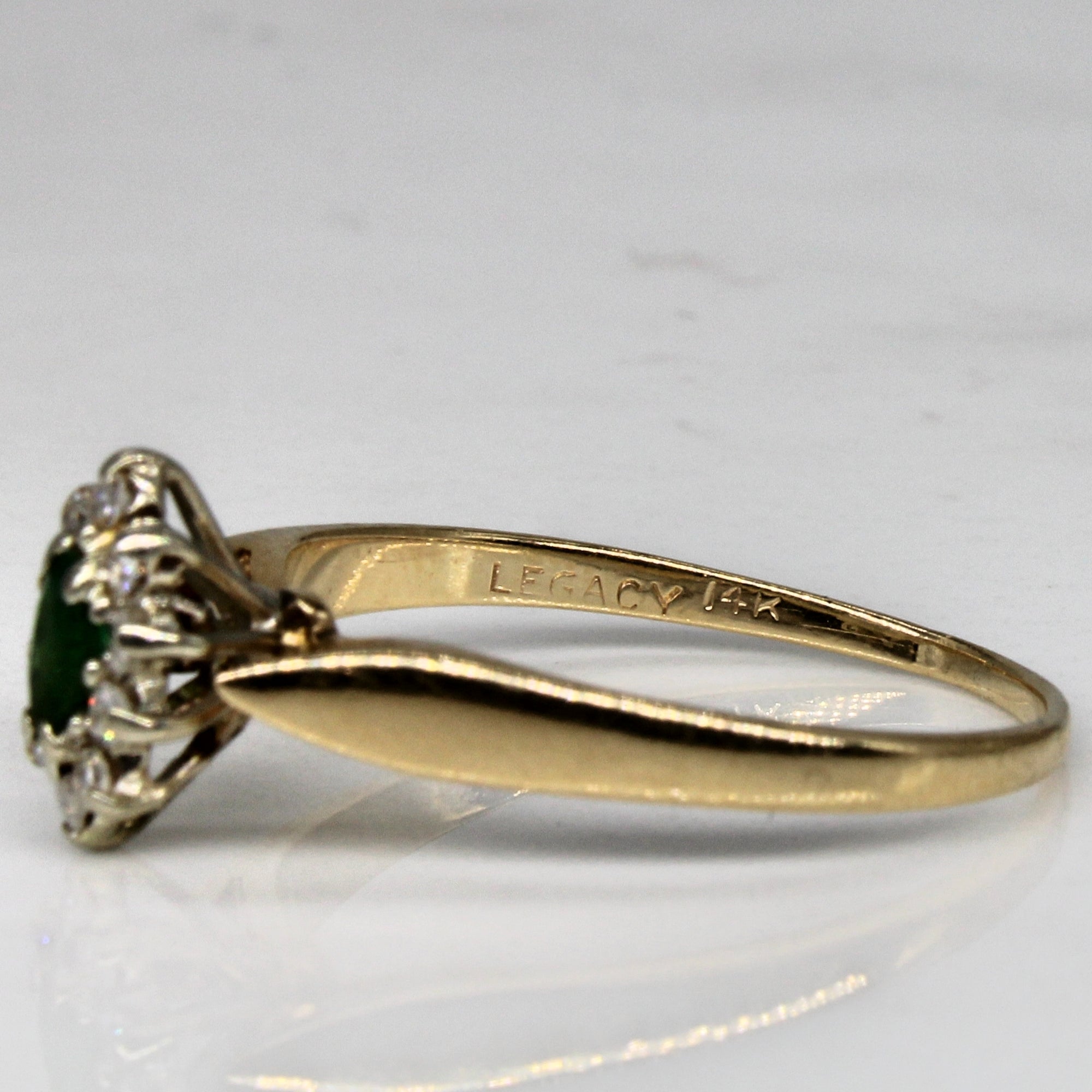 Diamond & Emerald Cluster Ring | 0.10ctw, 0.07ct | SZ 6.5 |