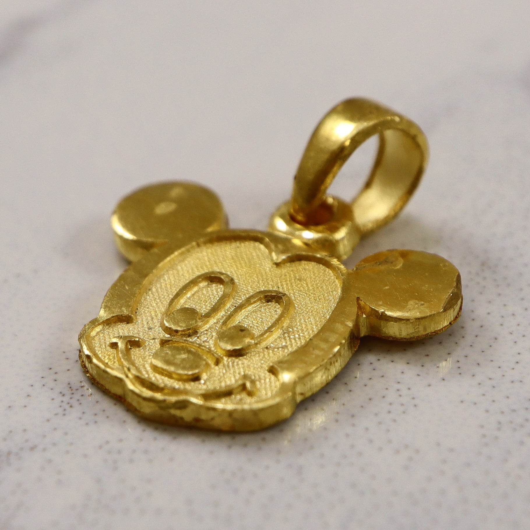 24k Yellow Gold Mickey Mouse Pendant |