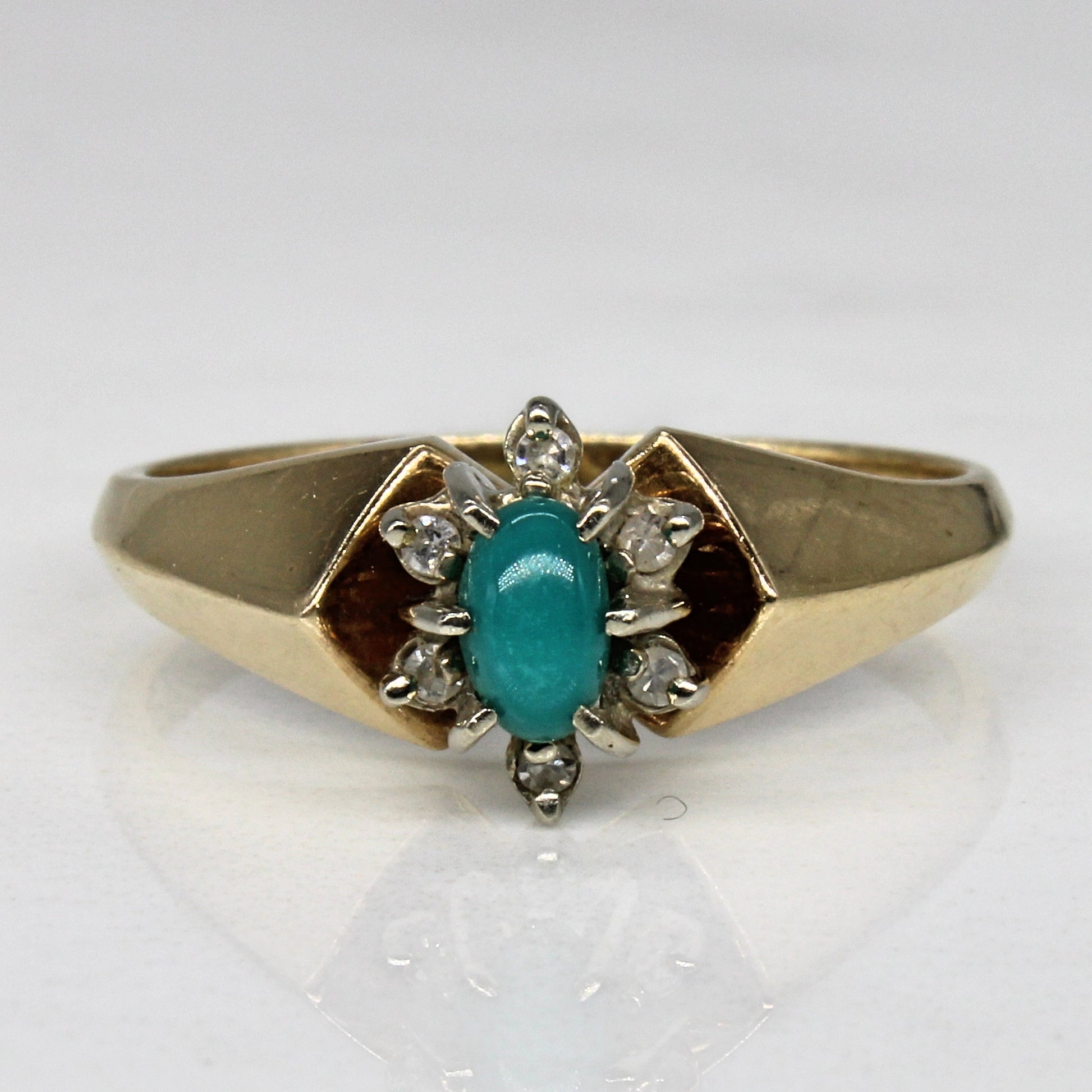 Chrysoprase & Diamond High Set Ring | 0.18ct, 0.06ctw | SZ 7.25 |