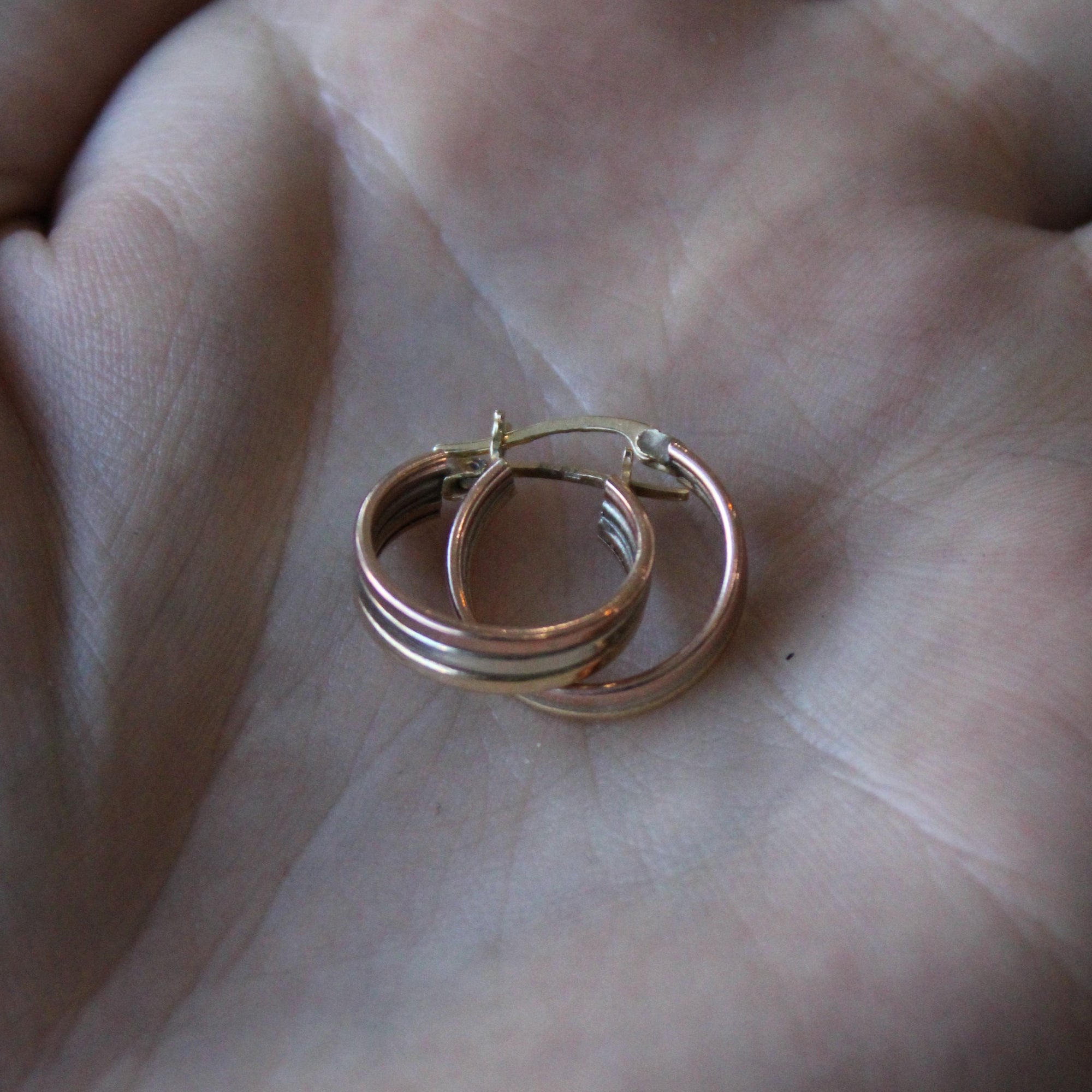 Tri Tone Grooved Hoops |