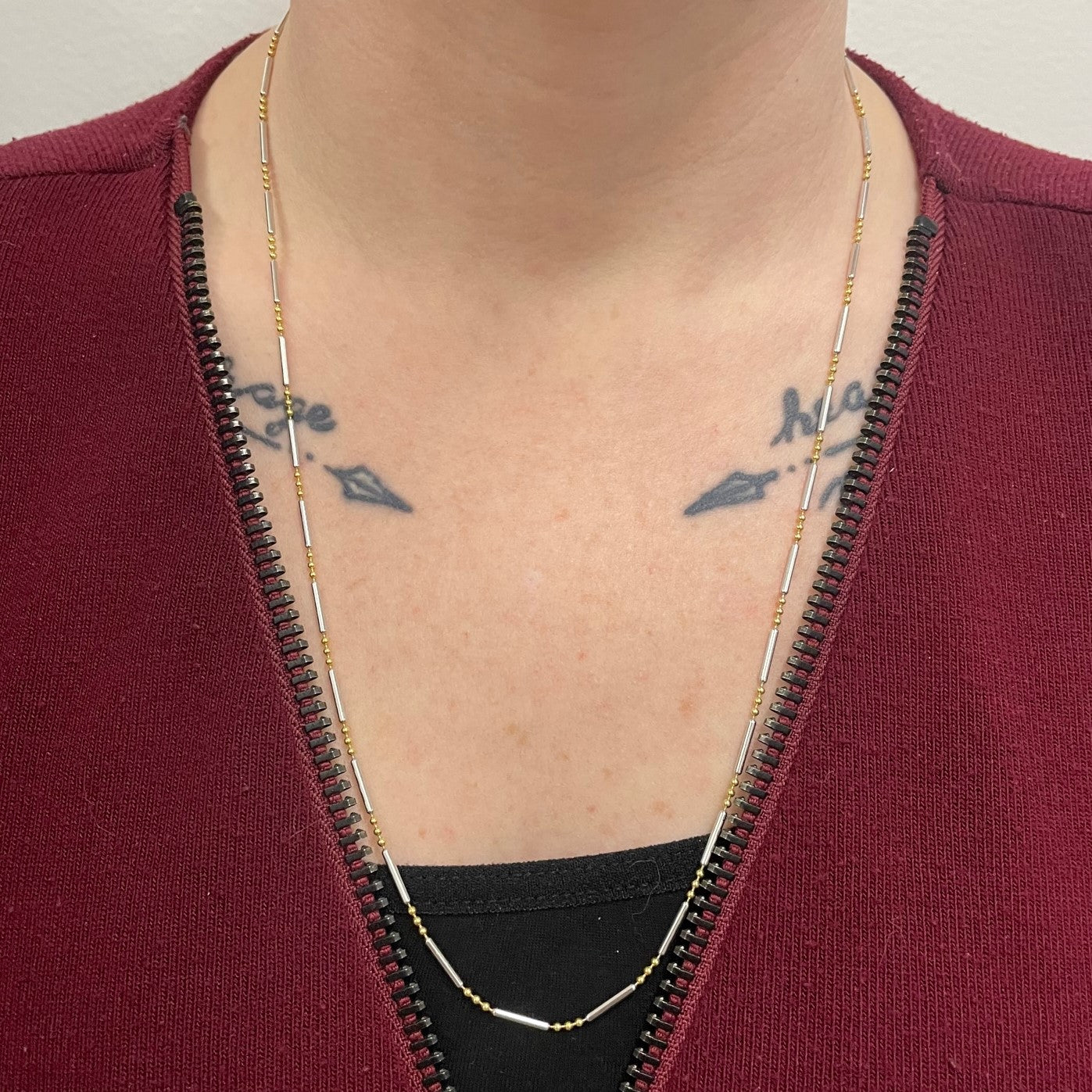 18k Two Tone Bar & Bead Chain | 23" |