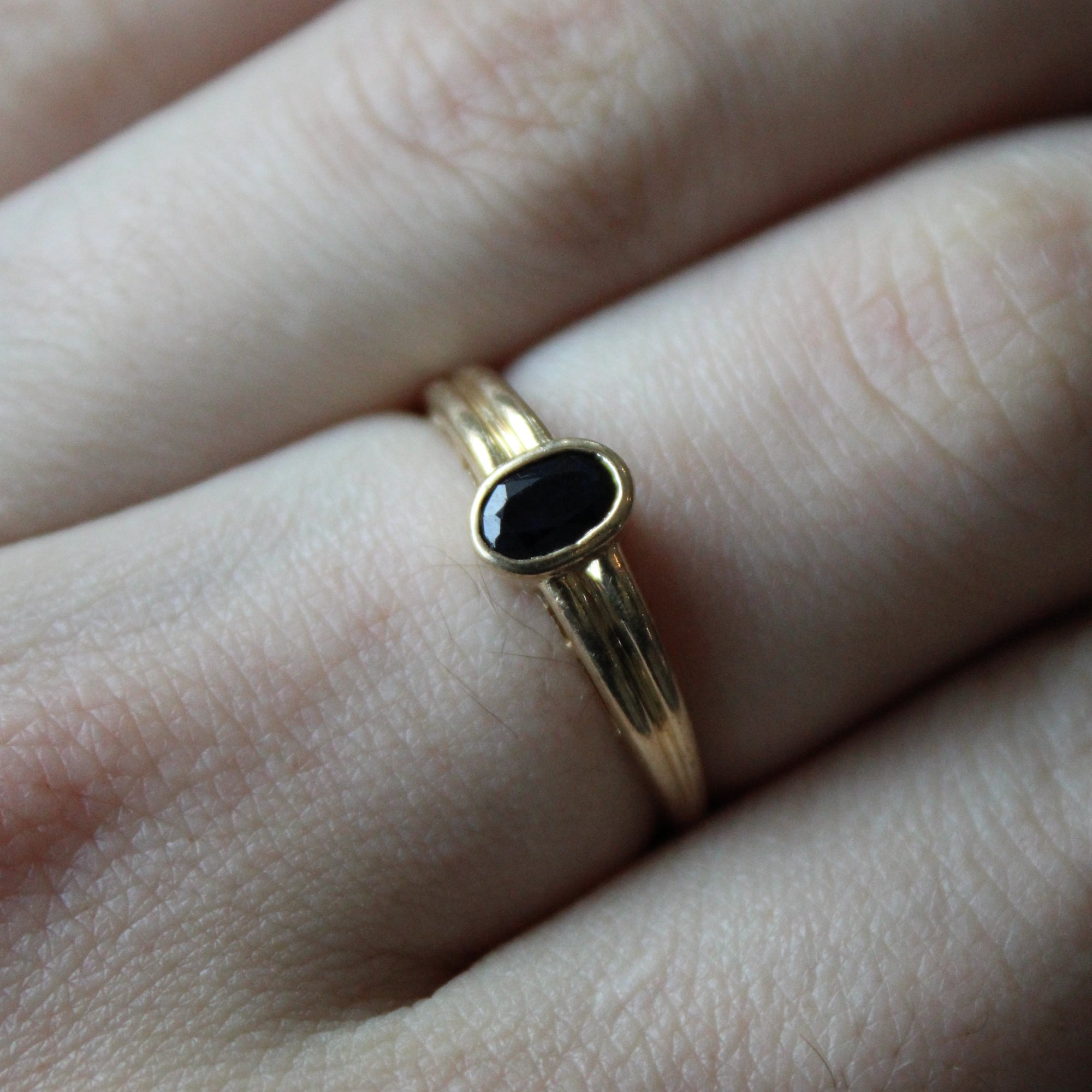 Bezel Set Solitaire Sapphire Ring | 0.45ct | SZ 8.5 |