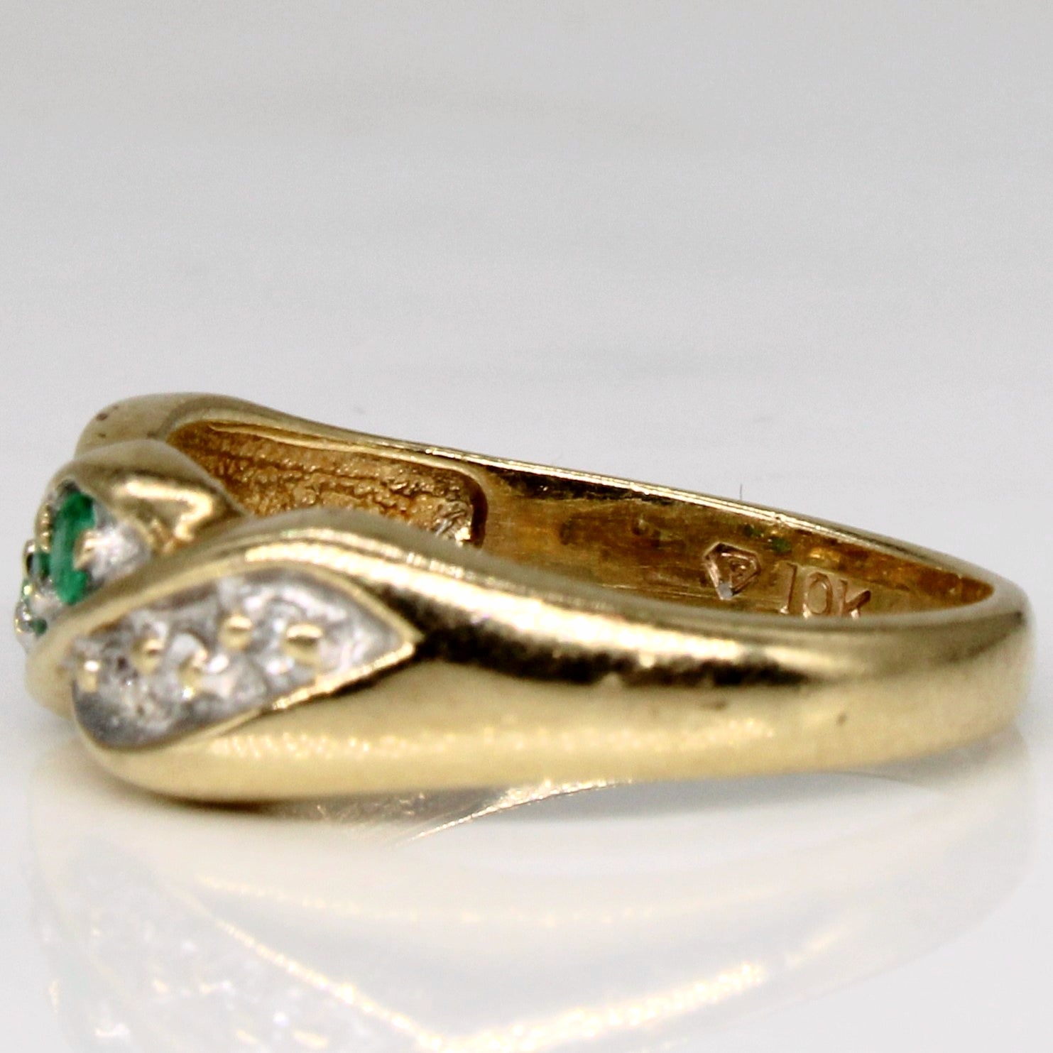 Emerald & Diamond Twisted Bypass Ring | 0.05ctw, 0.02ctw | SZ 4 |