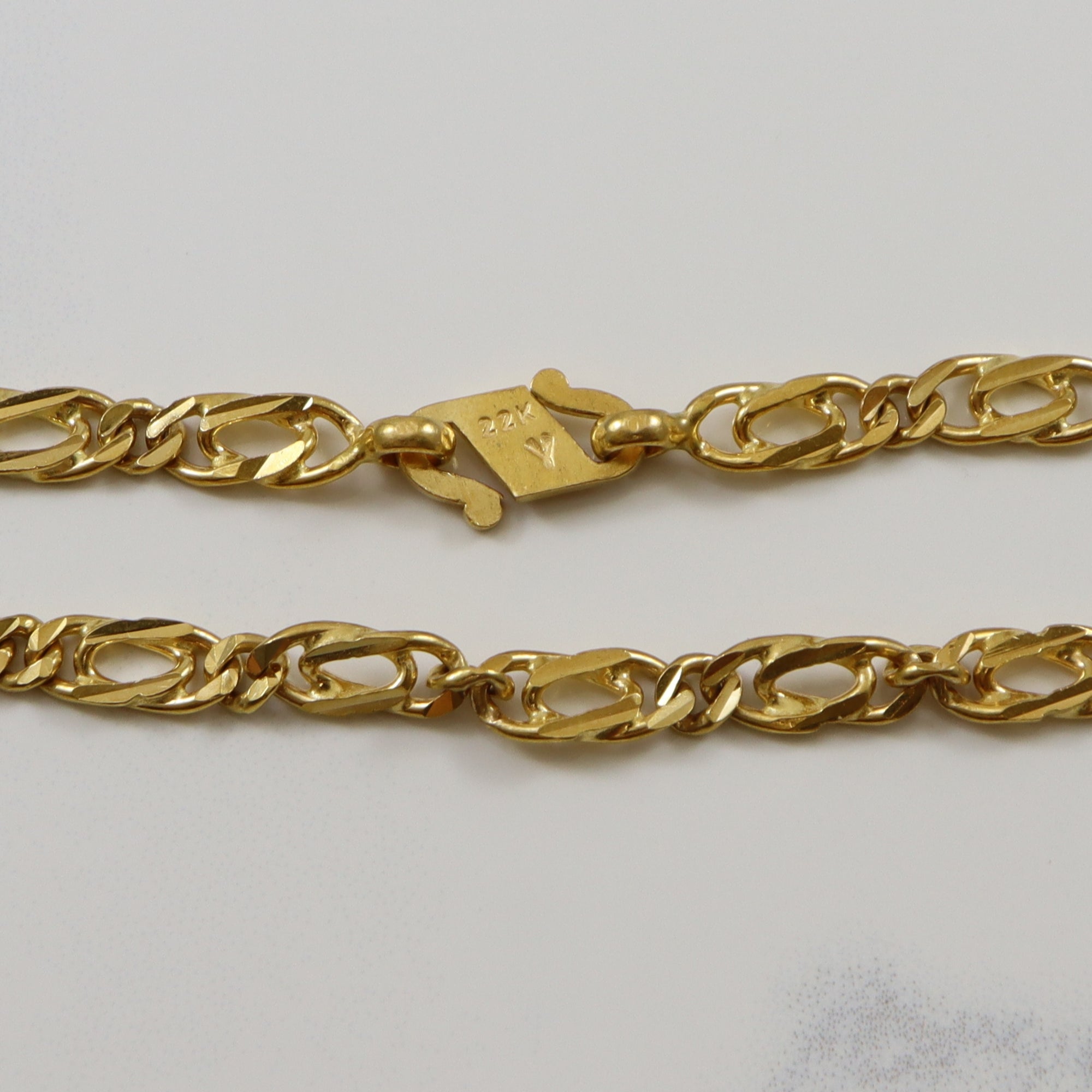 22k Yellow Gold Modified Figaro Chain | 20