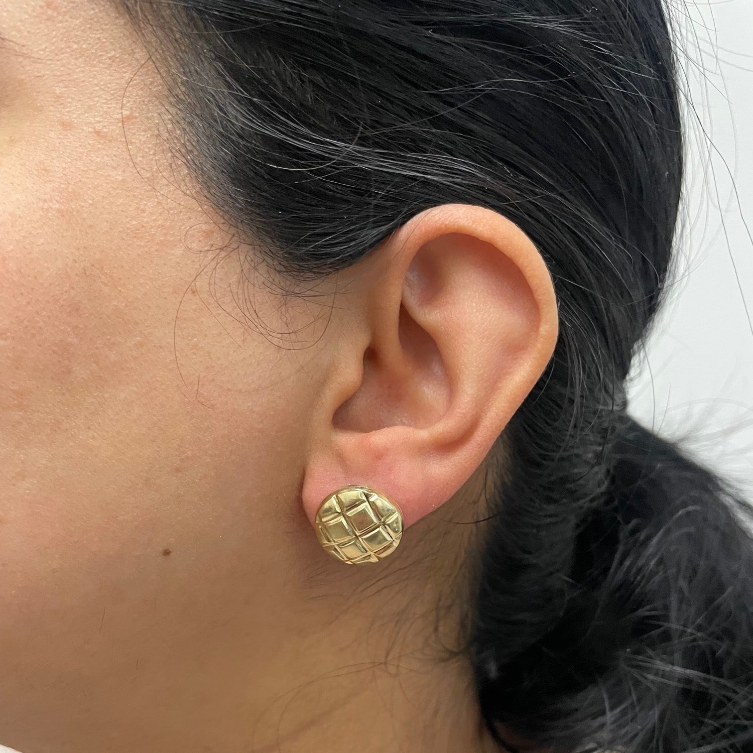 Quilted Gold Dome Stud Earrings |