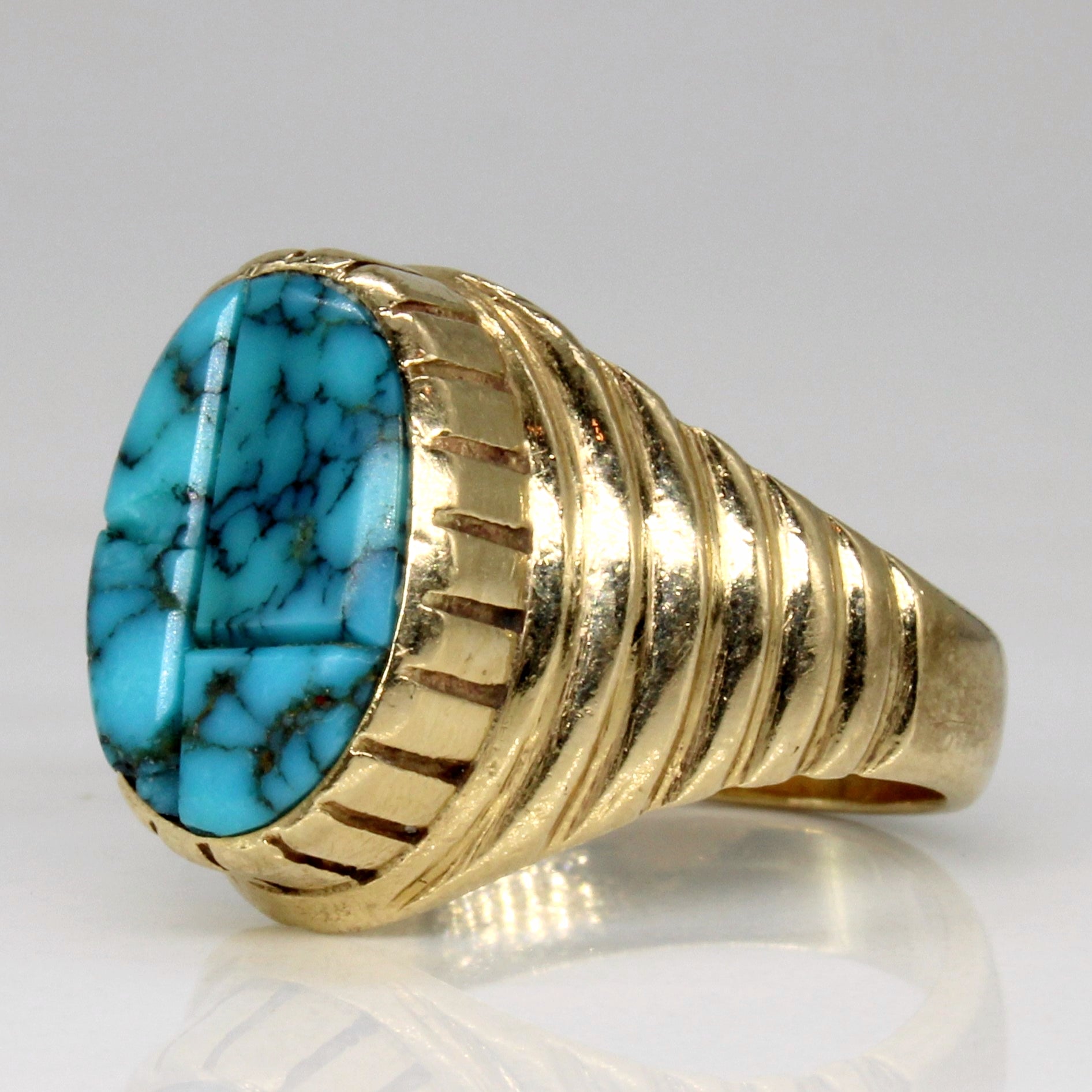 Carved Turquoise Cocktail Ring | 1.55ct | SZ 6 |