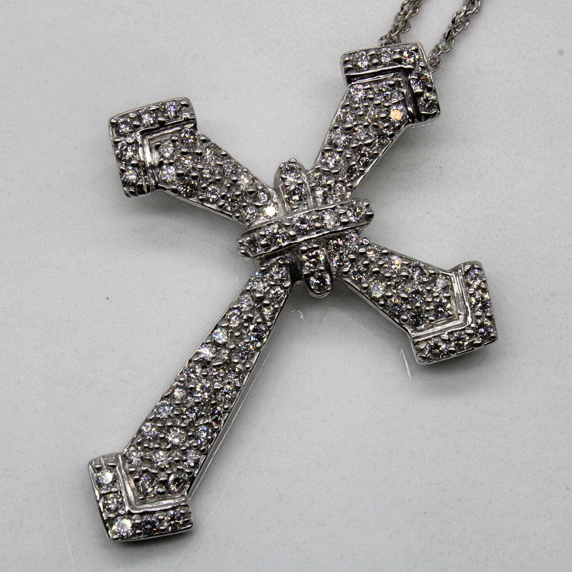 Pave Diamond Cross Necklace | 1.00ctw | 19