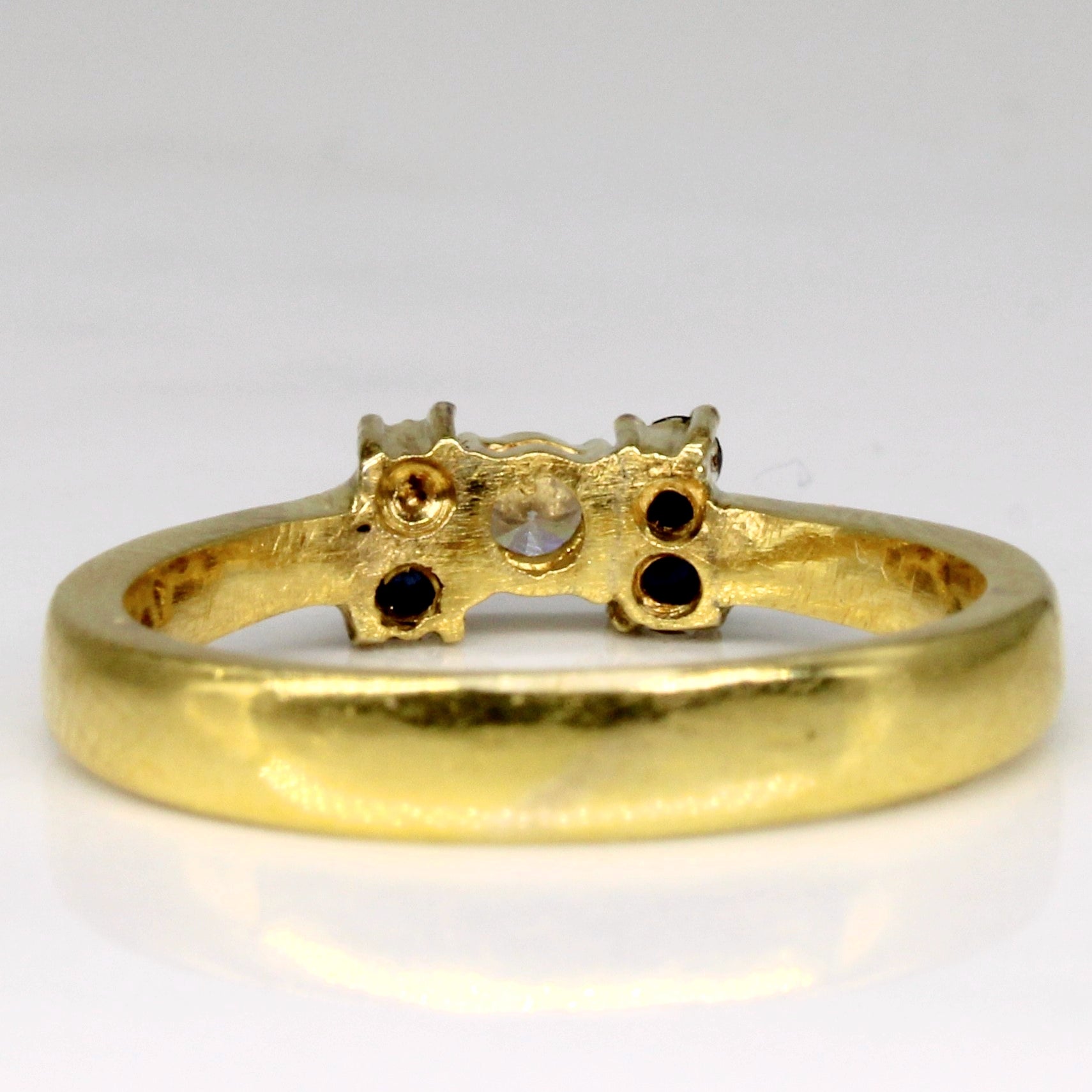 Sapphire & Diamond Ring | 0.10ctw, 0.05ct | SZ 6 |