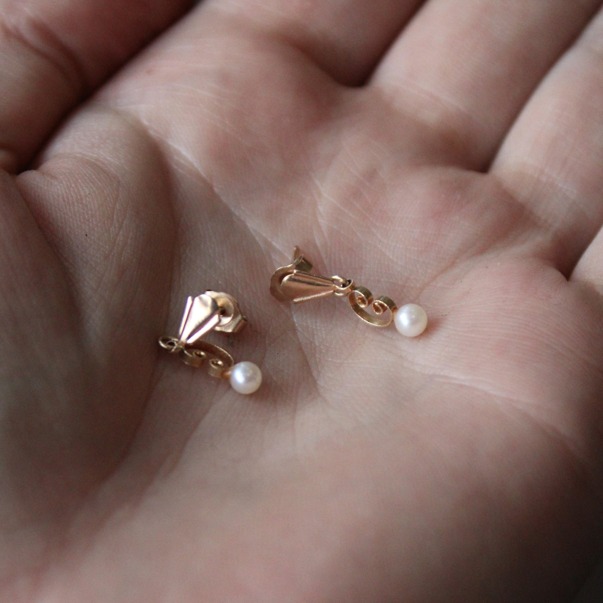 Ornate Pearl Drop Earrings |