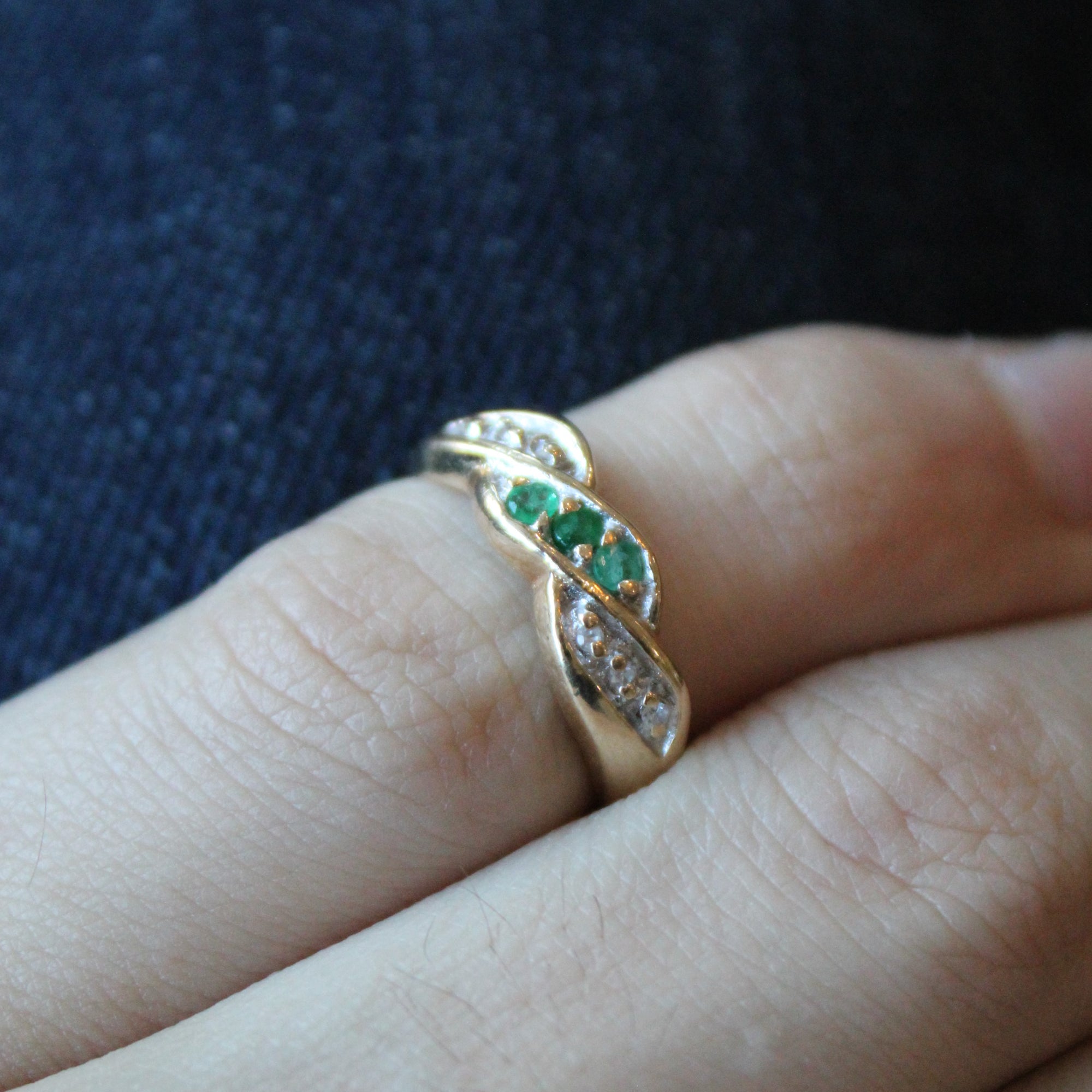 Emerald & Diamond Twisted Bypass Ring | 0.05ctw, 0.02ctw | SZ 4 |