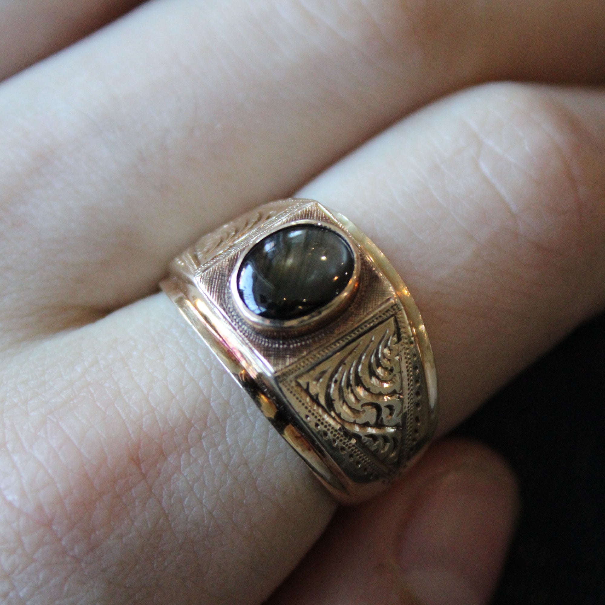 Black Star Sapphire Ring | 1.90ct | SZ 11 |