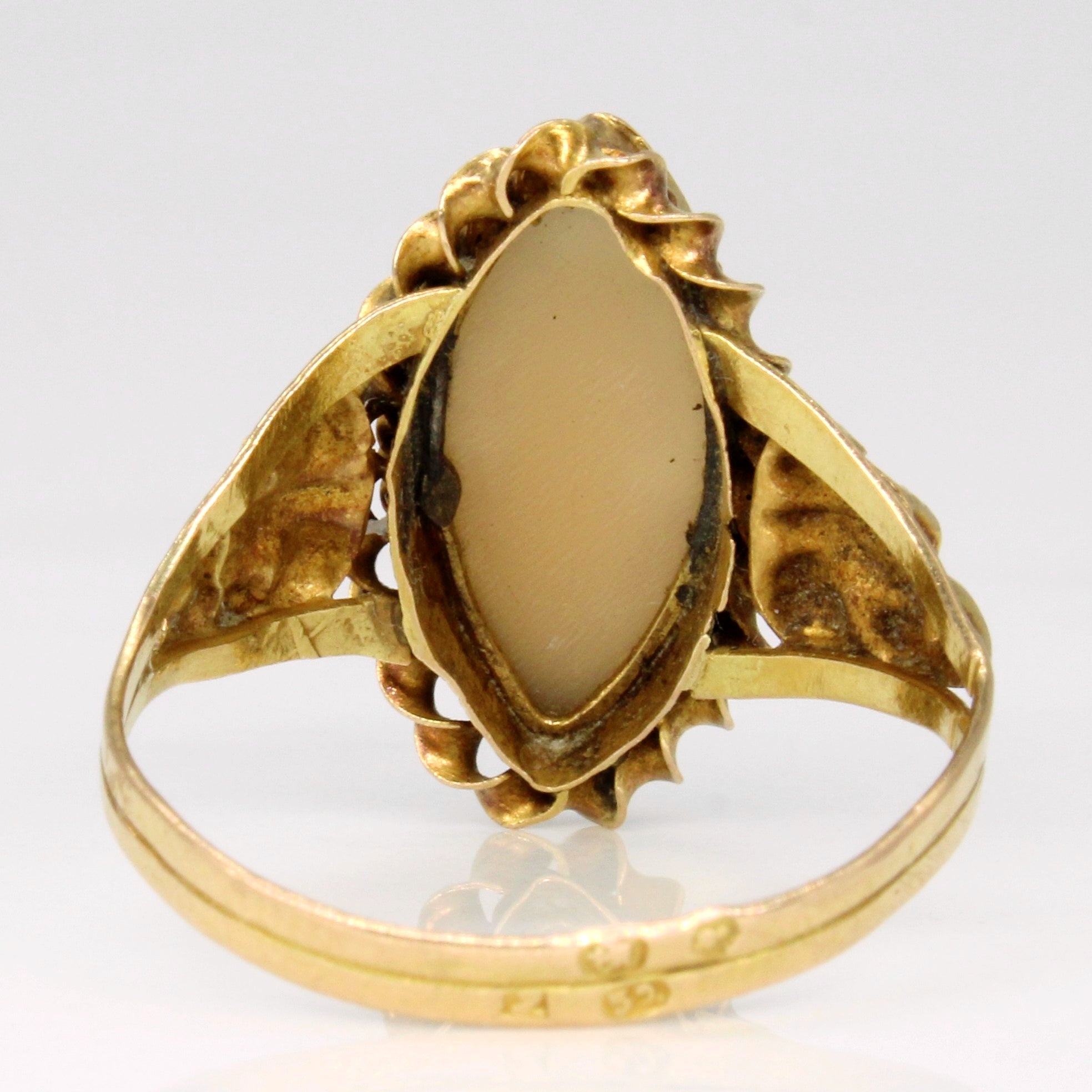 1930s Cameo Navette Ring | 1.10ct | SZ 8.75 |