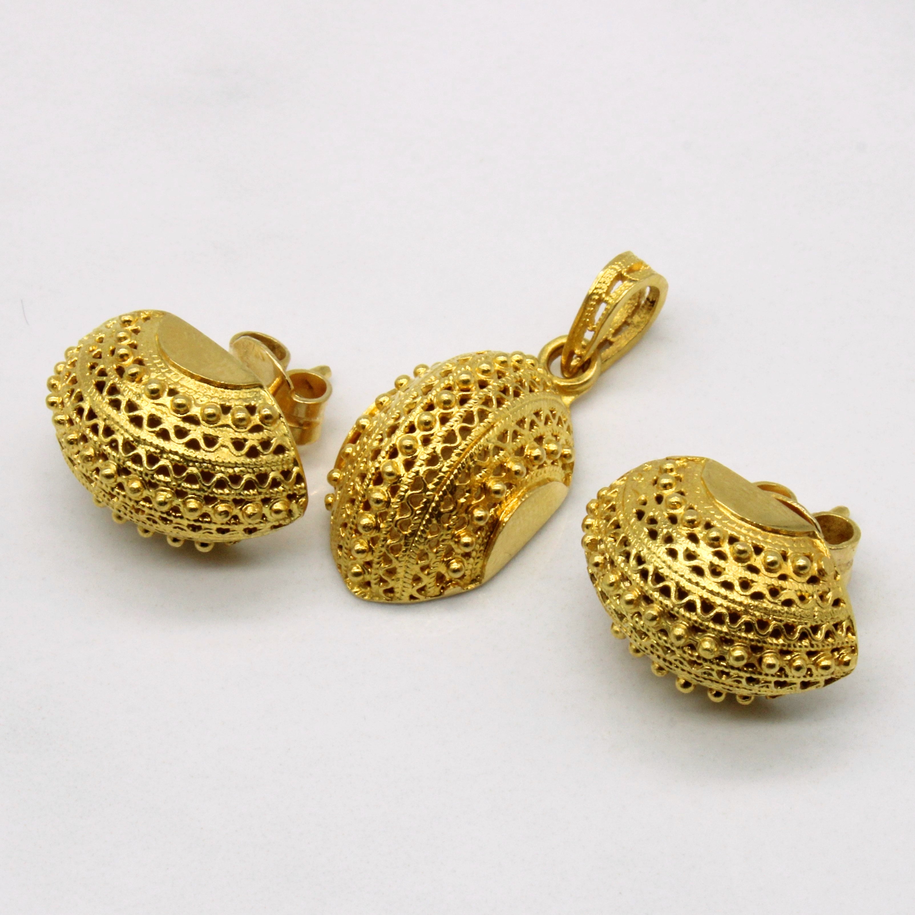 18k Yellow Gold Lattice Earrings & Pendant Set