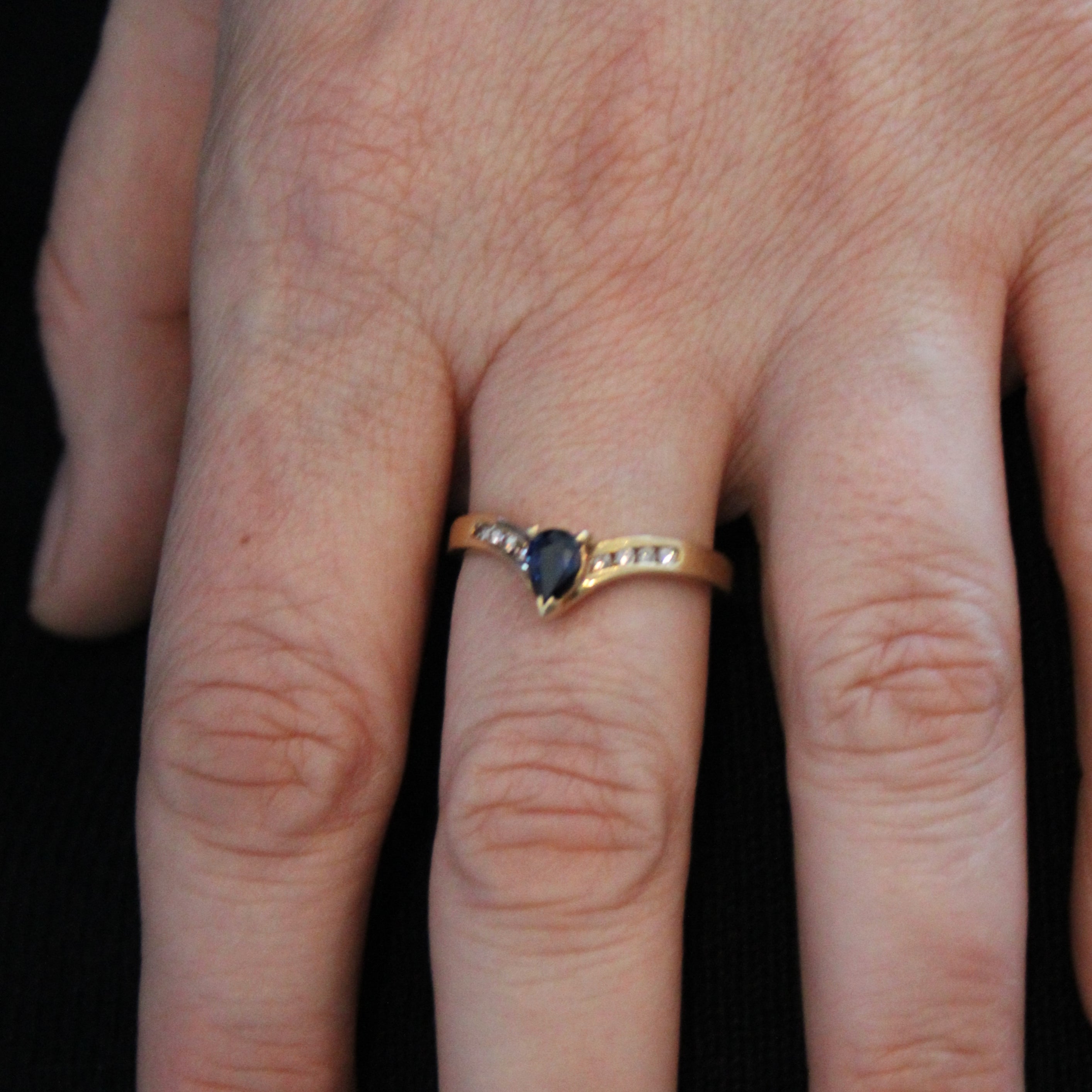 Sapphire & Diamond Chevron Ring | 0.35ct, 0.12ctw | SZ 8.75 |