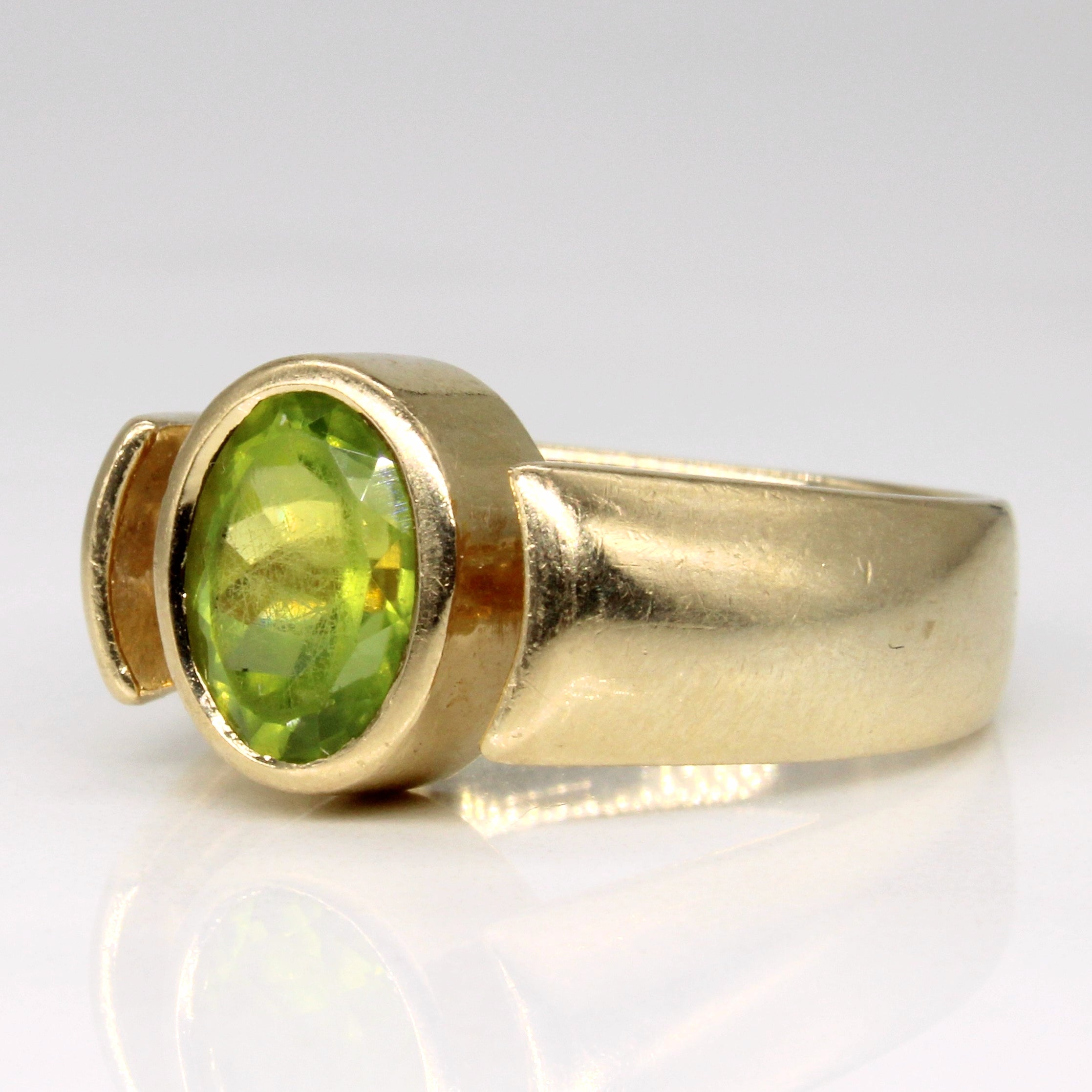 Solitaire Bezel Set Peridot Ring | 1.50ct | SZ 7 |