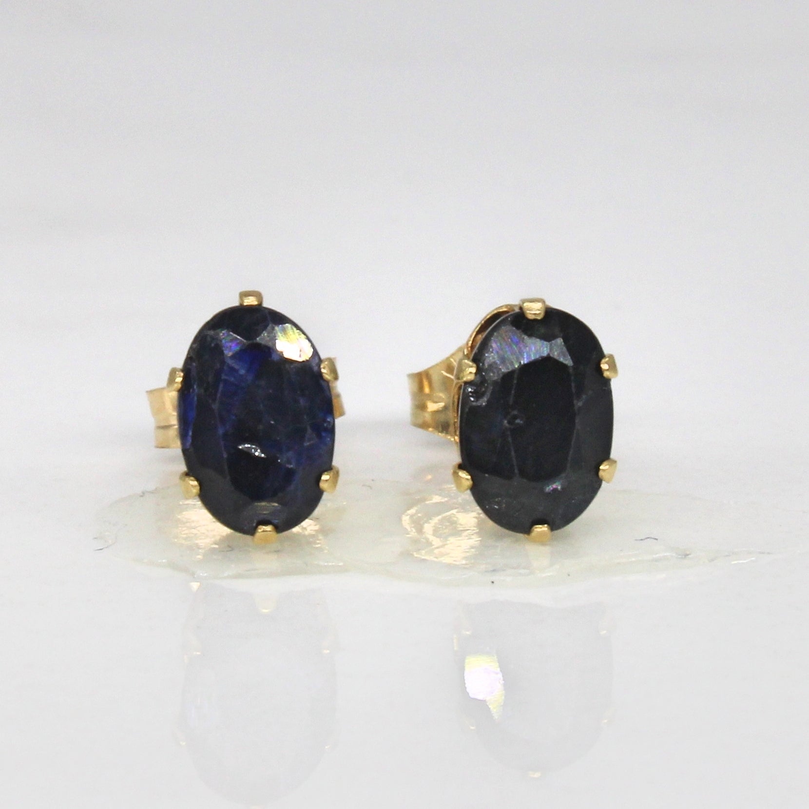 Oval Sapphire Stud Earrings | 1.00ctw |
