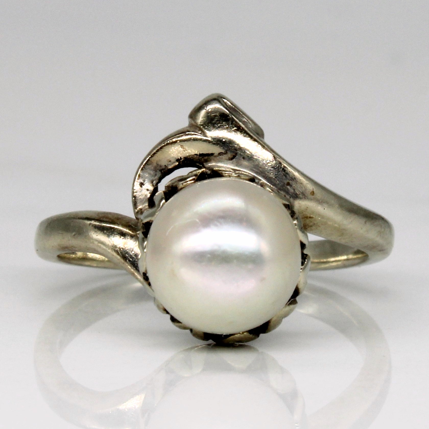 Mid Century Pearl Bypass Ring | SZ 6.5 |