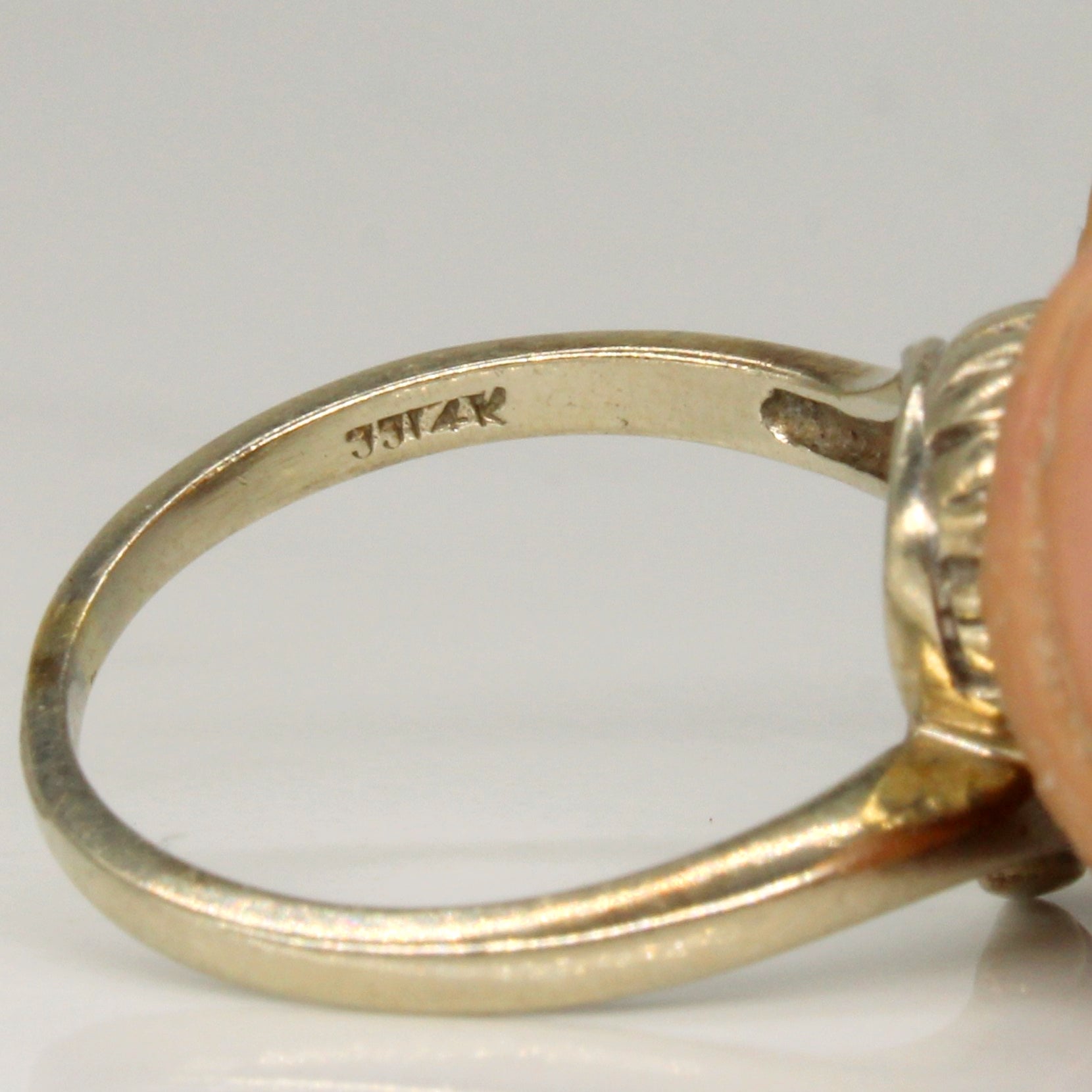 Mid Century Pearl Bypass Ring | SZ 6.5 |