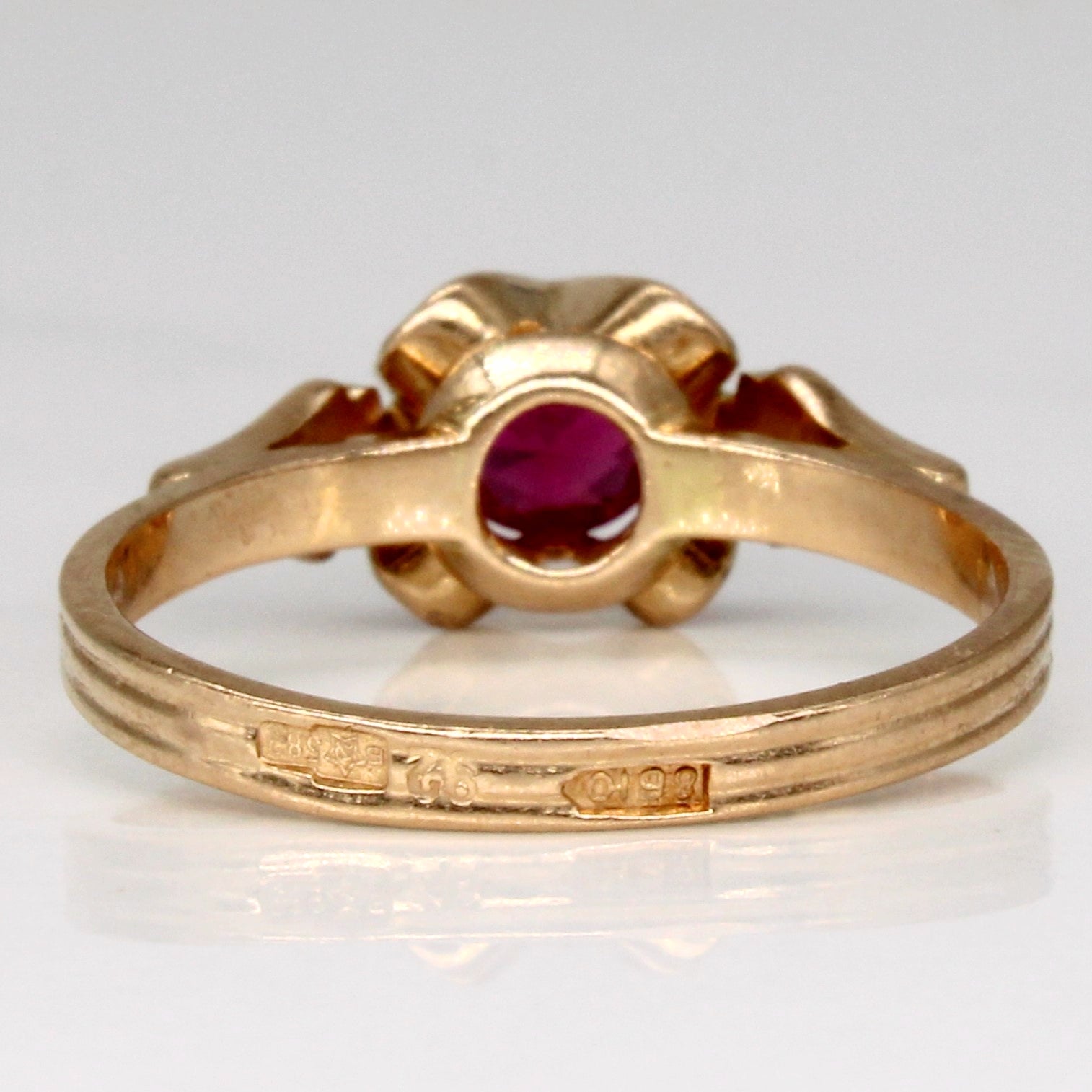 1978 Soviet Hallmarked Azerbaijani Synthetic Ruby High Set Ring | 0.53ct | SZ 6.5 |
