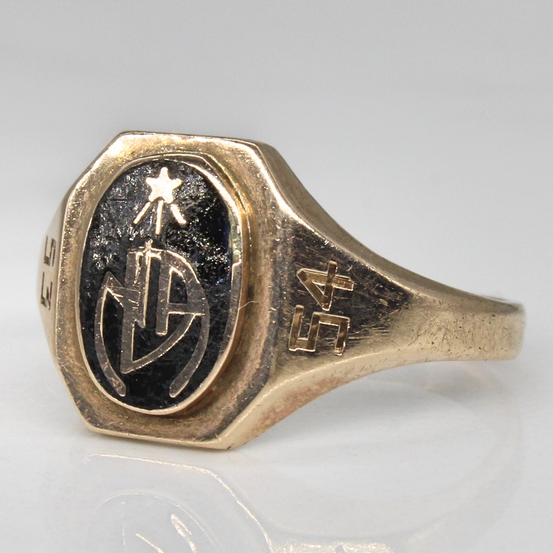 1950s Enameled Signet Ring | SZ 5.75 |