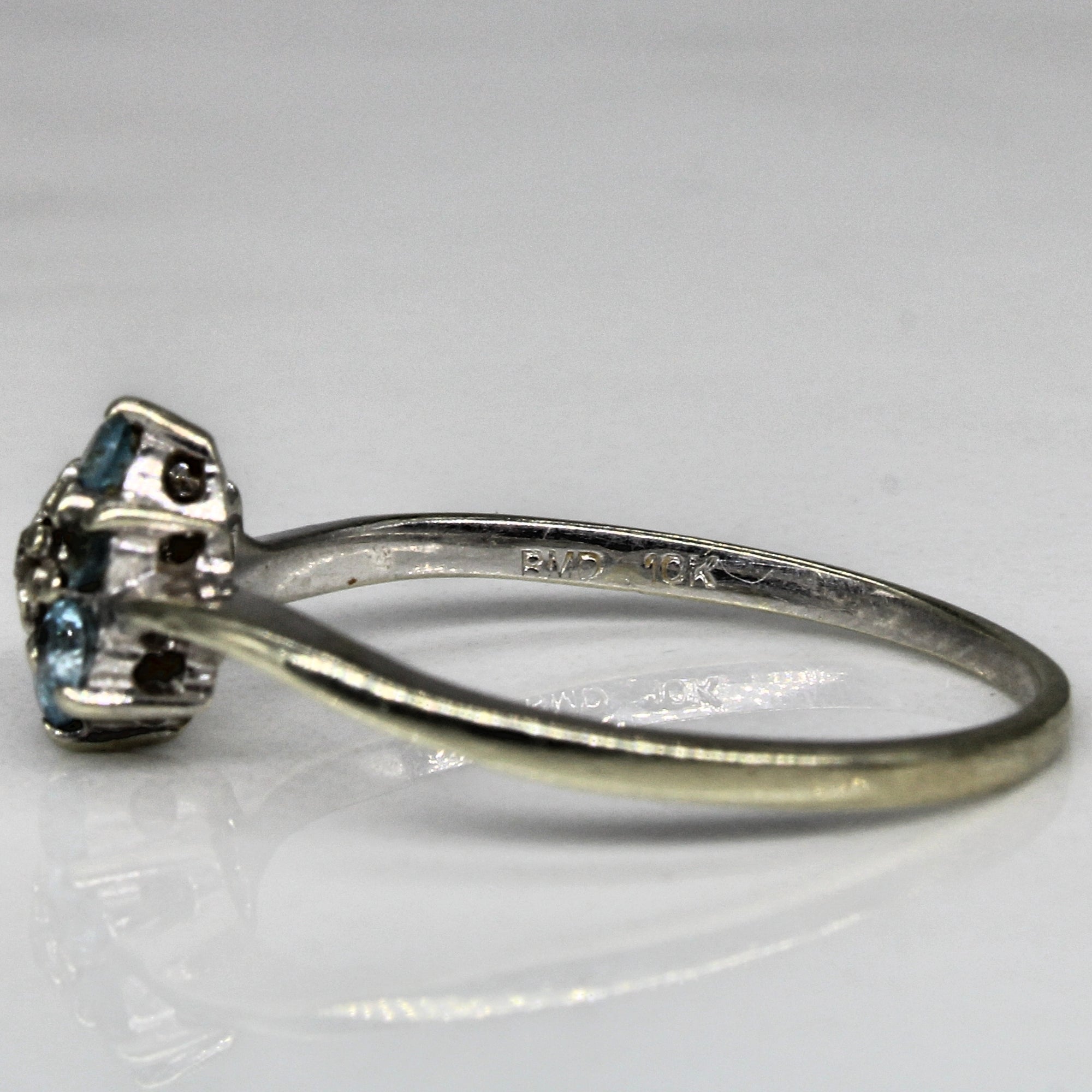 Aquamarine & Diamond Cluster Ring | 0.12ctw, 0.01ct | SZ 6.75 |