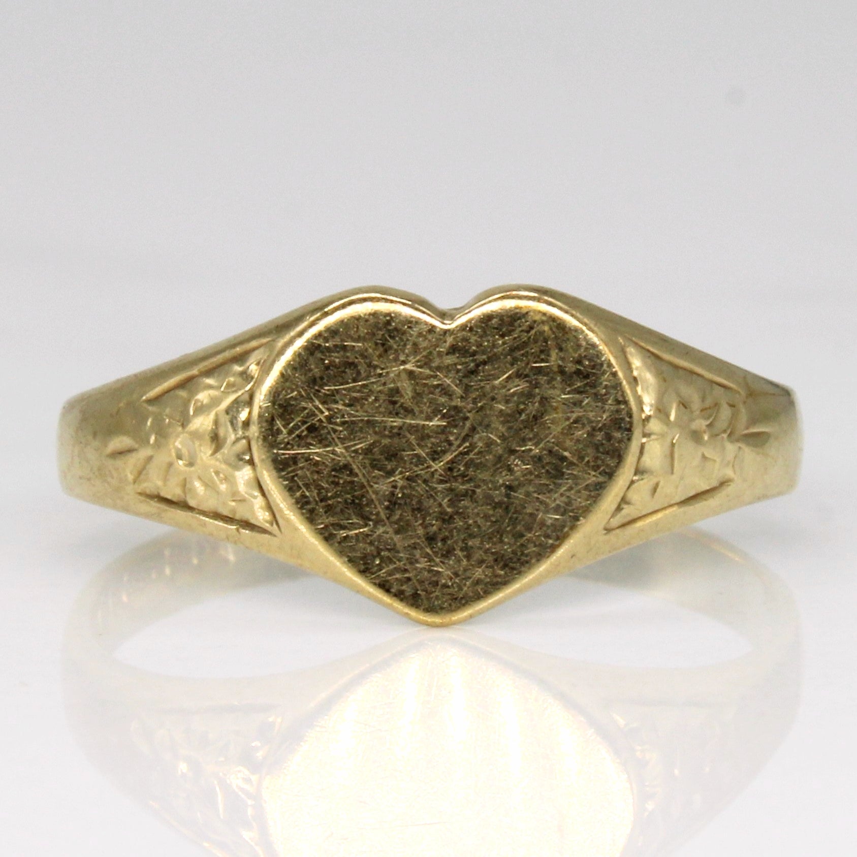 1970s Gold Heart Signet Ring | SZ 7.5 |