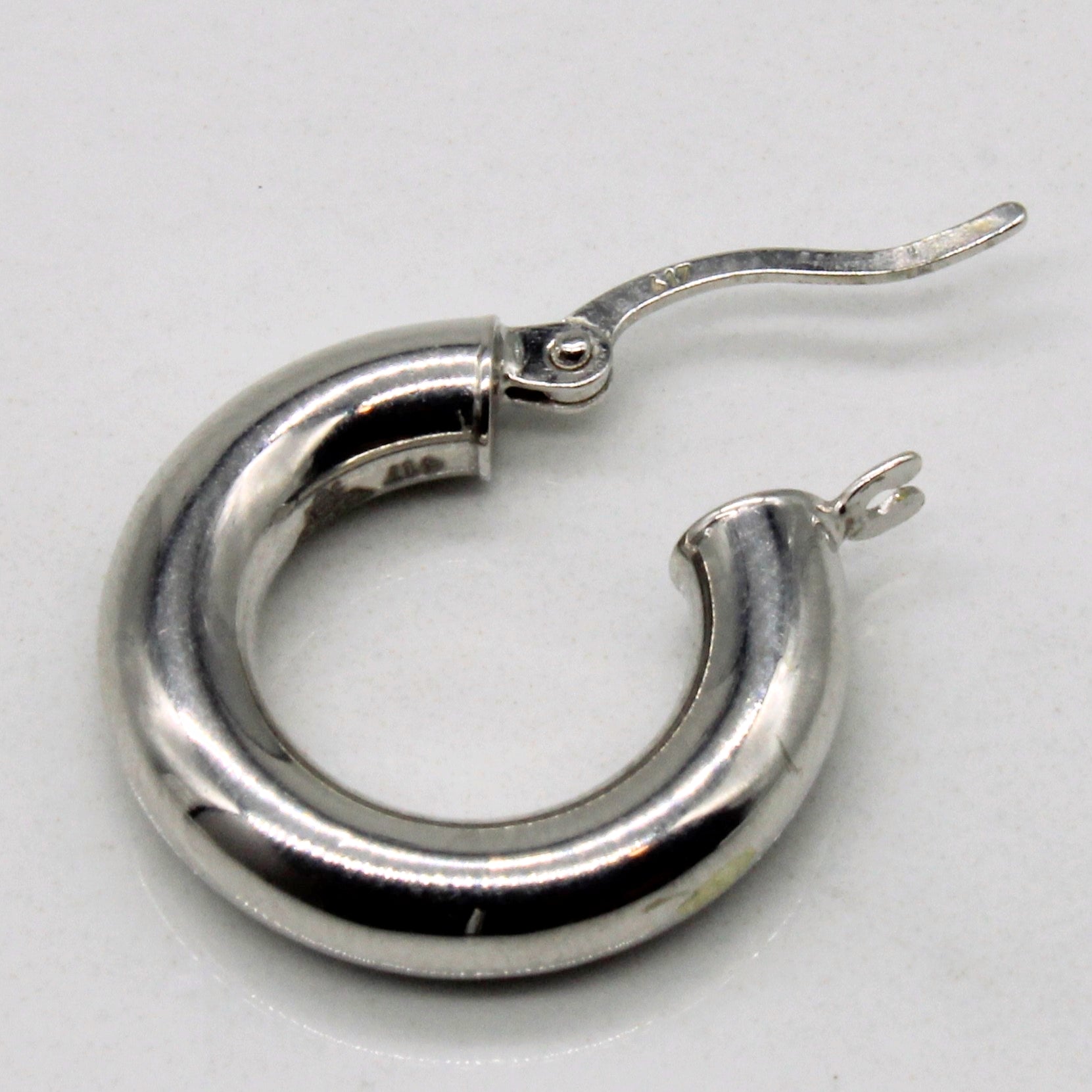 White Gold Hollow Hoop Earrings |